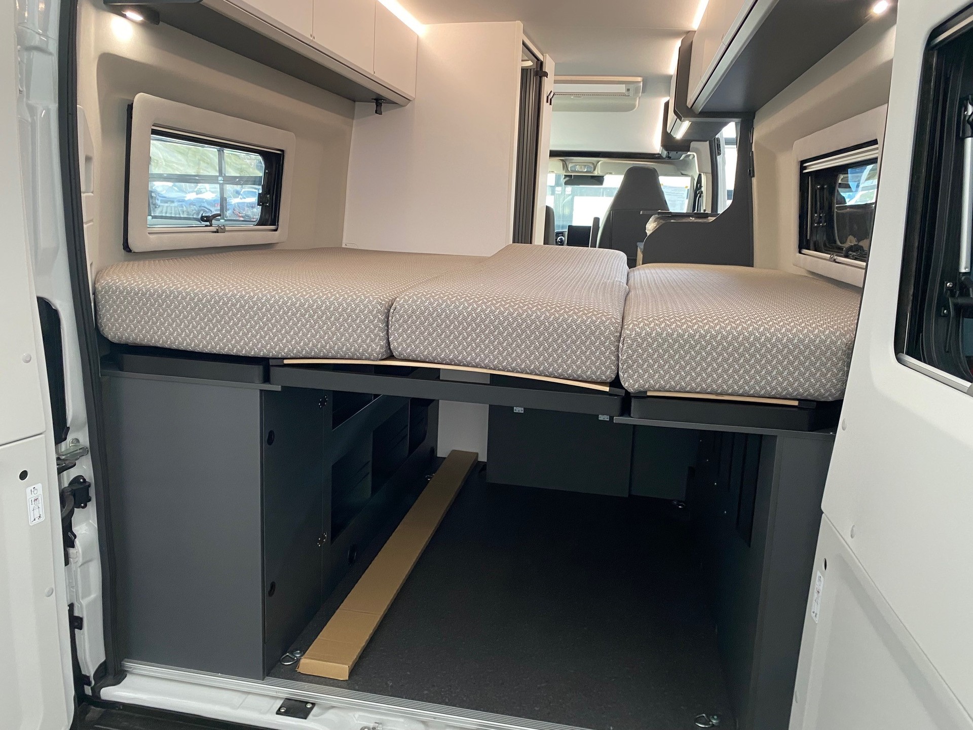 ADRIA TWIN 600 SLB-image-12