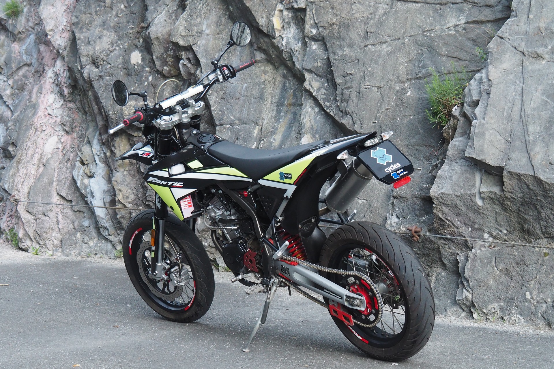 FANTIC XMF 125 Motard-image-5