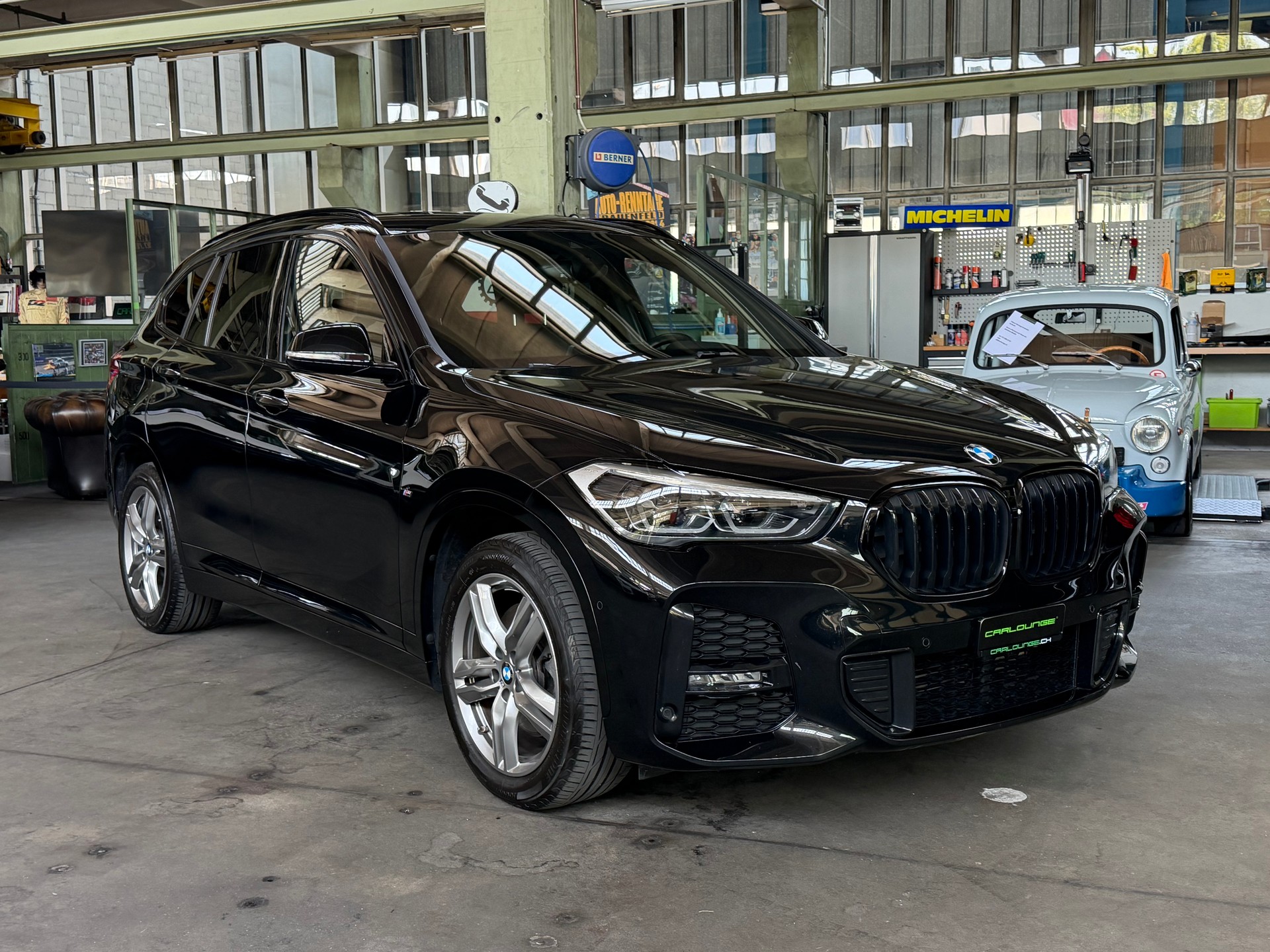 BMW X1 xDrive 25e M Sport / M- & M- Aero-Paket / Steptronic