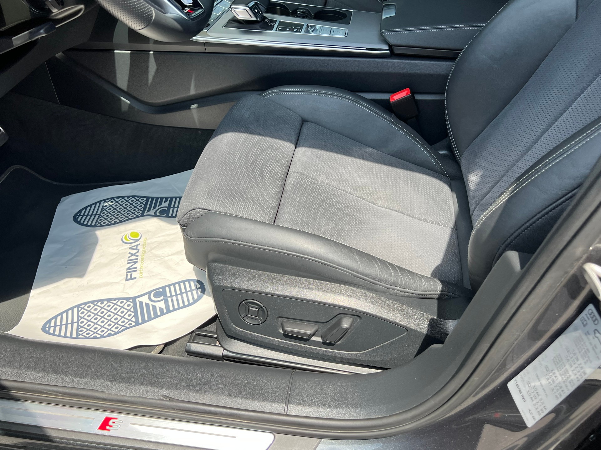 AUDI A6 Avant 3.0 TDI S-Line 4x4 * Navi * Teilleder Rückfahrtkamera * Head -up Display * Standheizung *AHK 2000 kg.*Assistenzpaket **-image-15