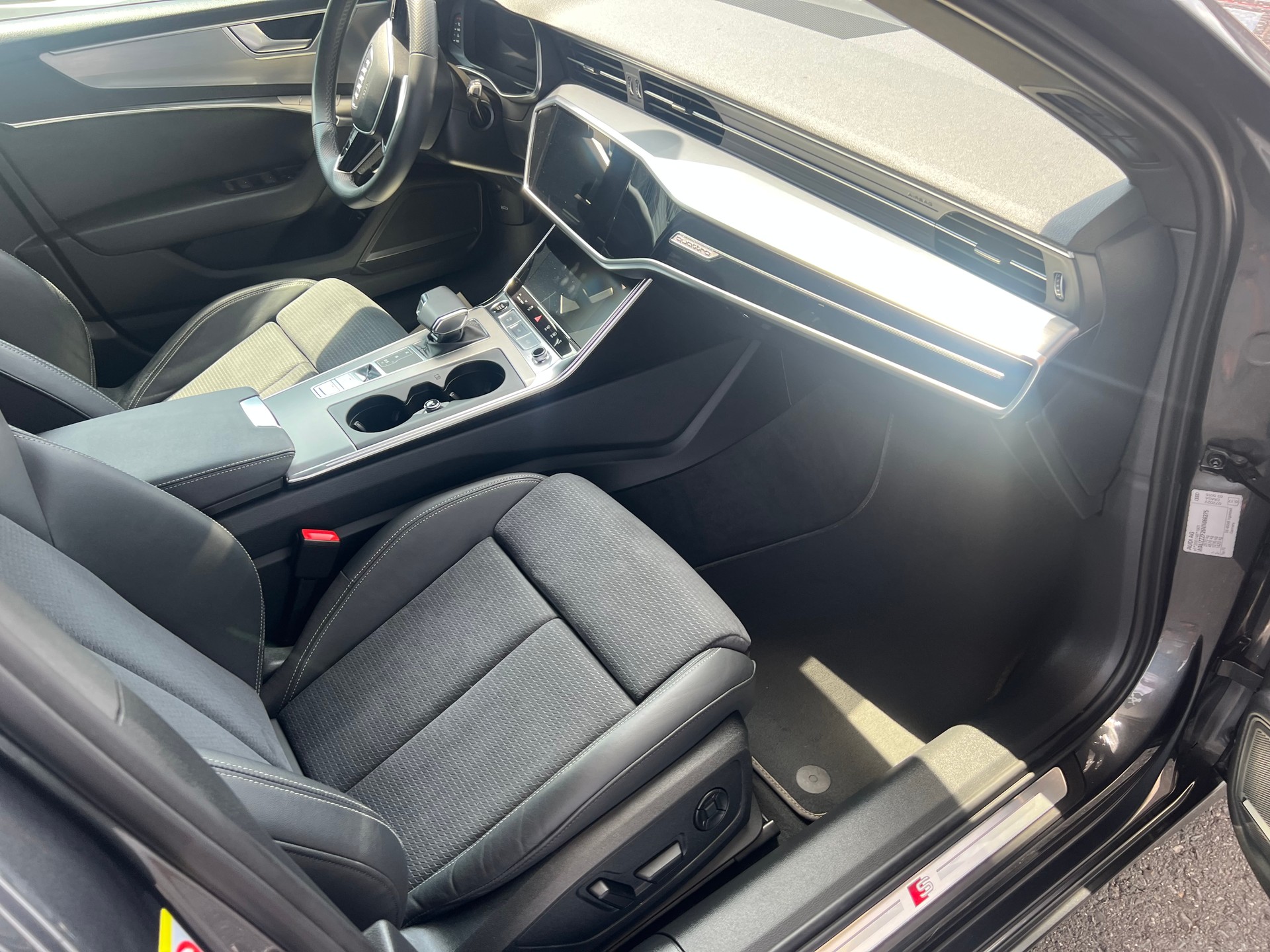 AUDI A6 Avant 3.0 TDI S-Line 4x4 * Navi * Teilleder Rückfahrtkamera * Head -up Display * Standheizung *AHK 2000 kg.*Assistenzpaket **-image-11