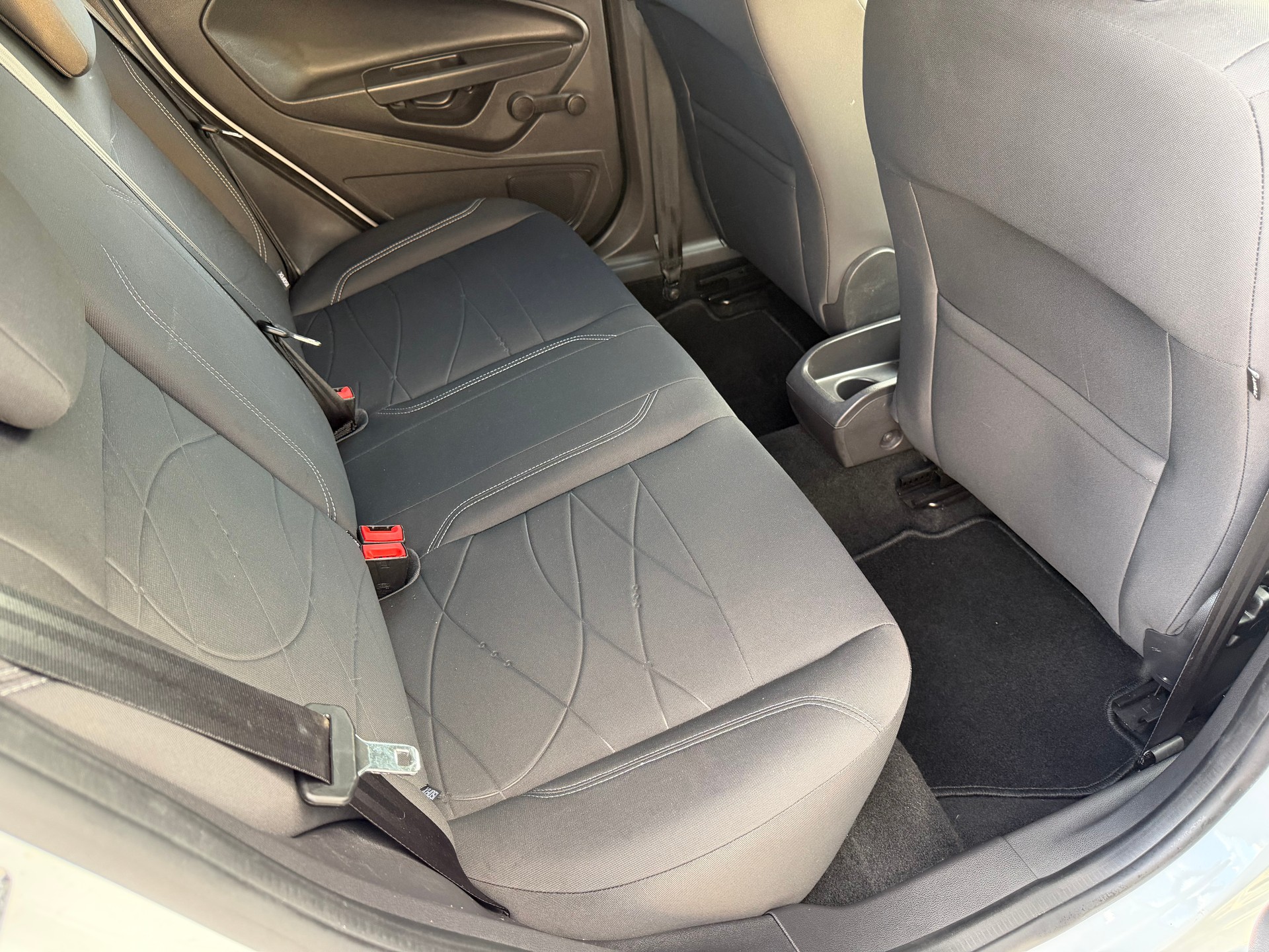 FORD Fiesta 1.0 Trend-image-13