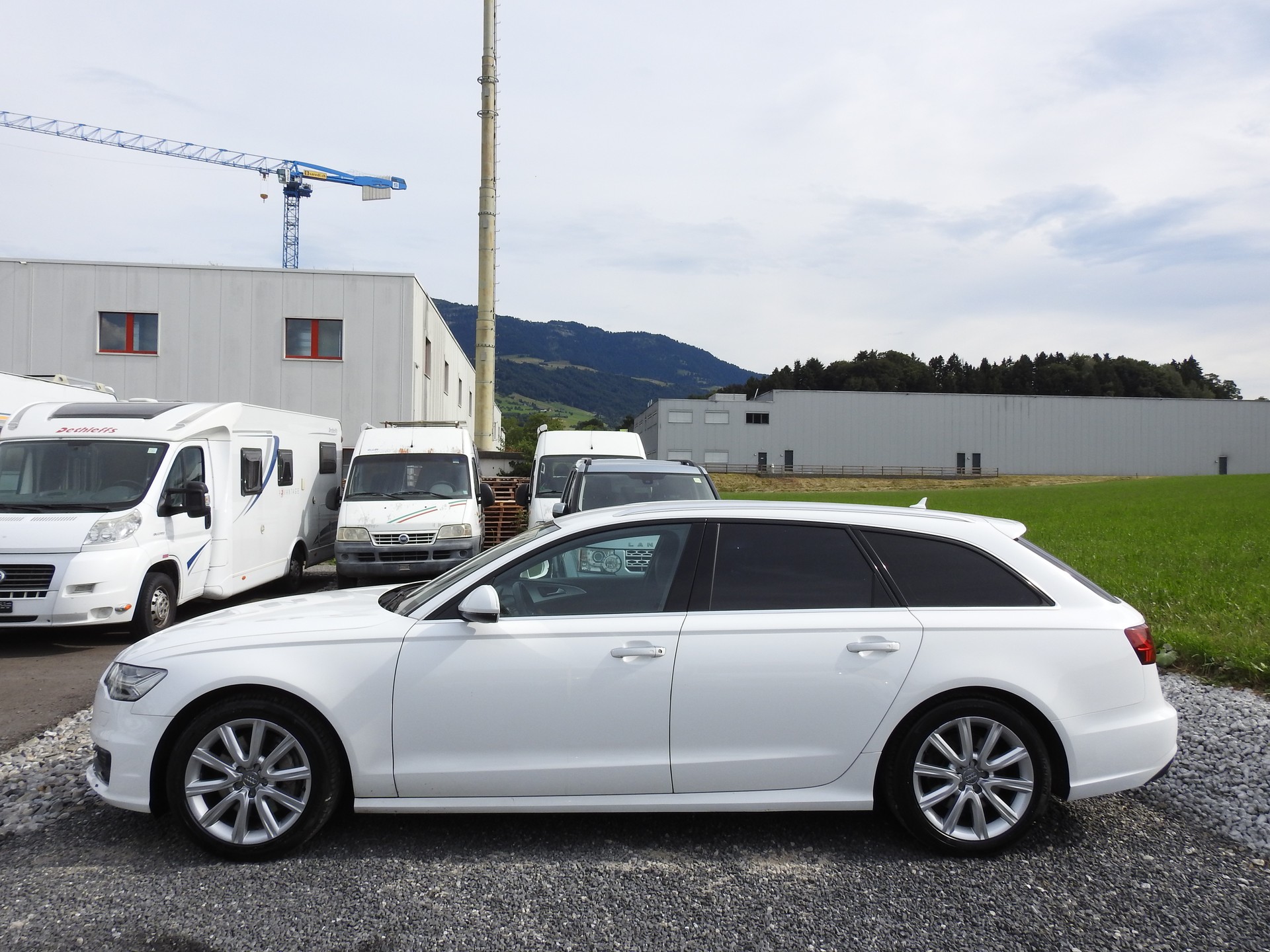AUDI A6 Avant 3.0 TDI V6 quattro S-tronic-showroom-element-3