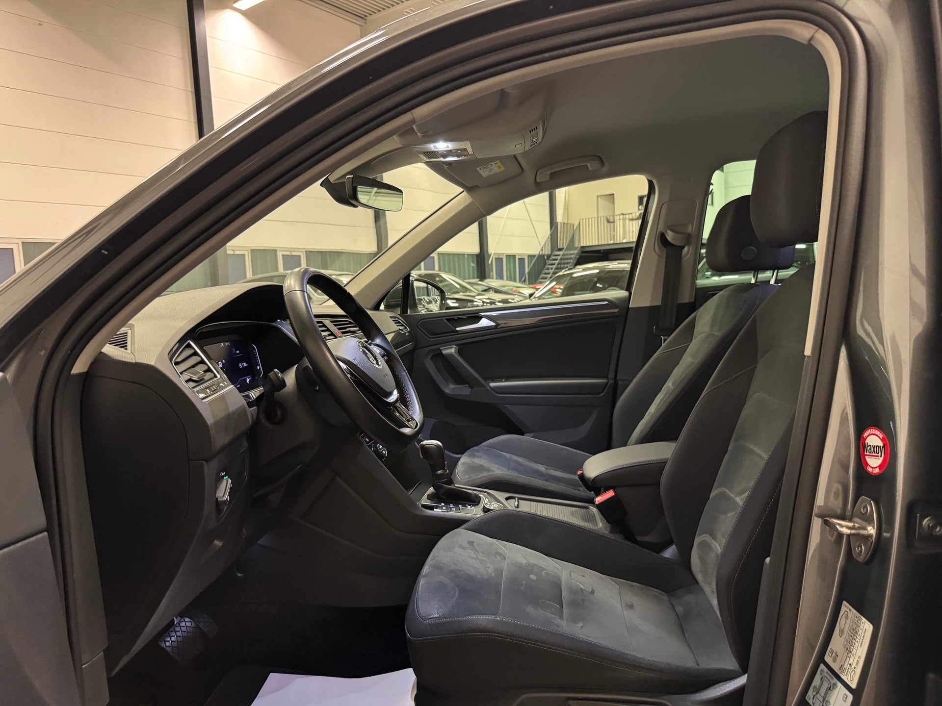 VW Tiguan 2.0TSI Highline 4Motion DSG-image-17