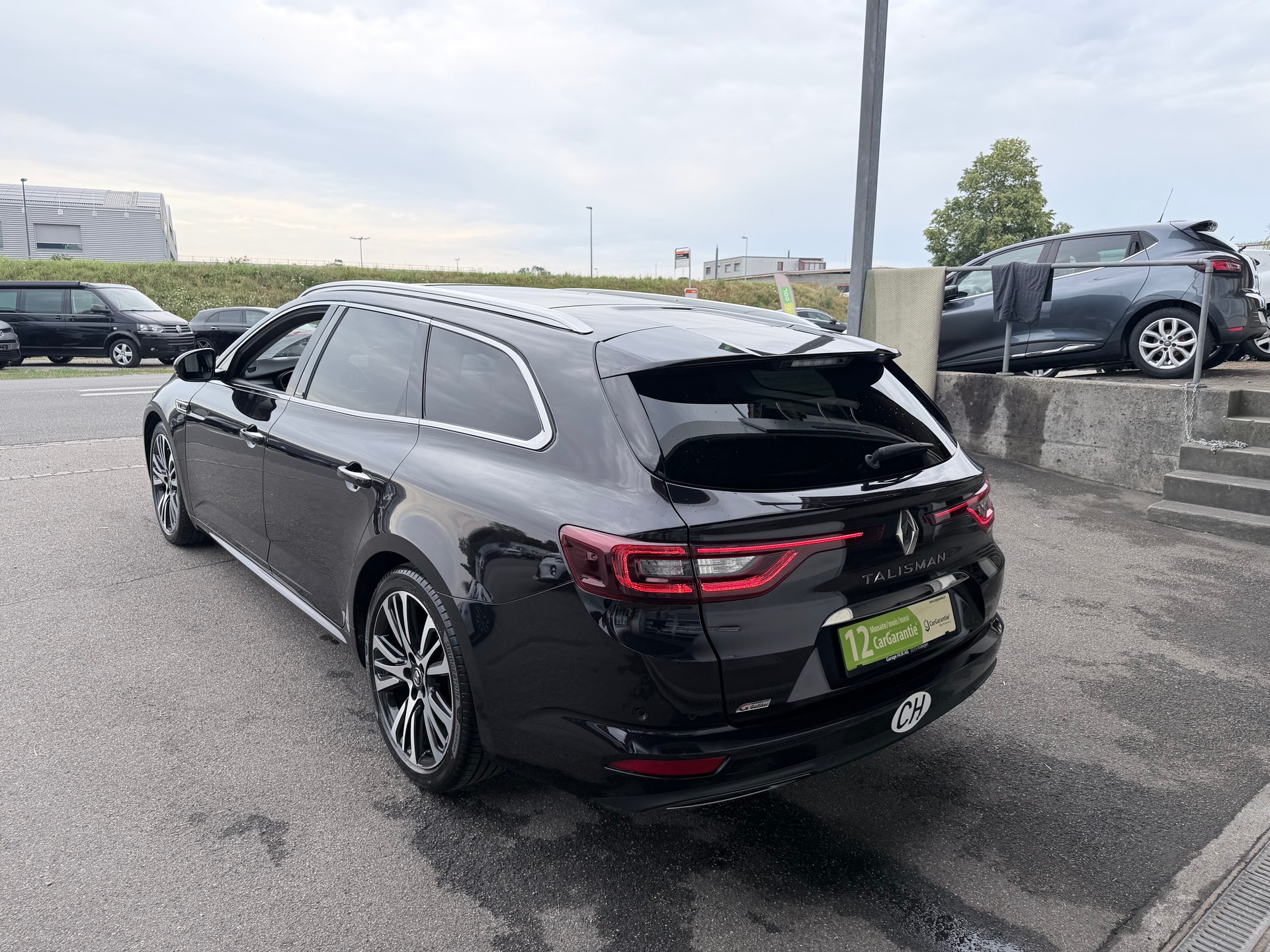 RENAULT Talisman Grandtour 1.6 TCe Initiale EDC+++TOP AUSGESTATTET+++-showroom-element-1