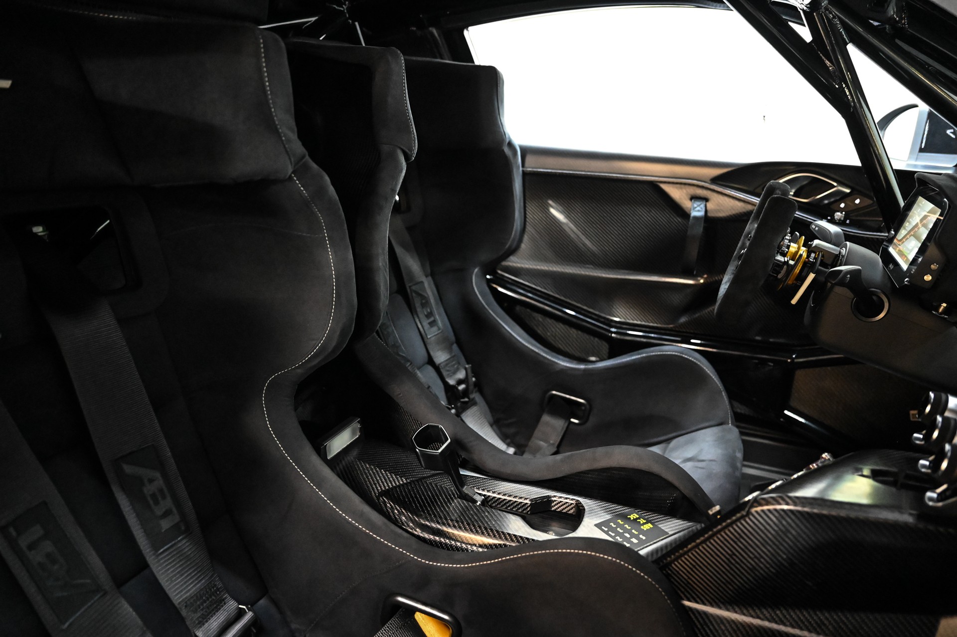 AUDI R8 ABT XGT "1 of 99"-image-39
