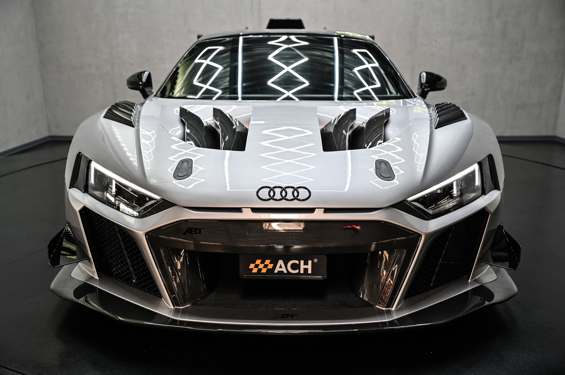AUDI R8 ABT XGT "1 of 99"-image-18