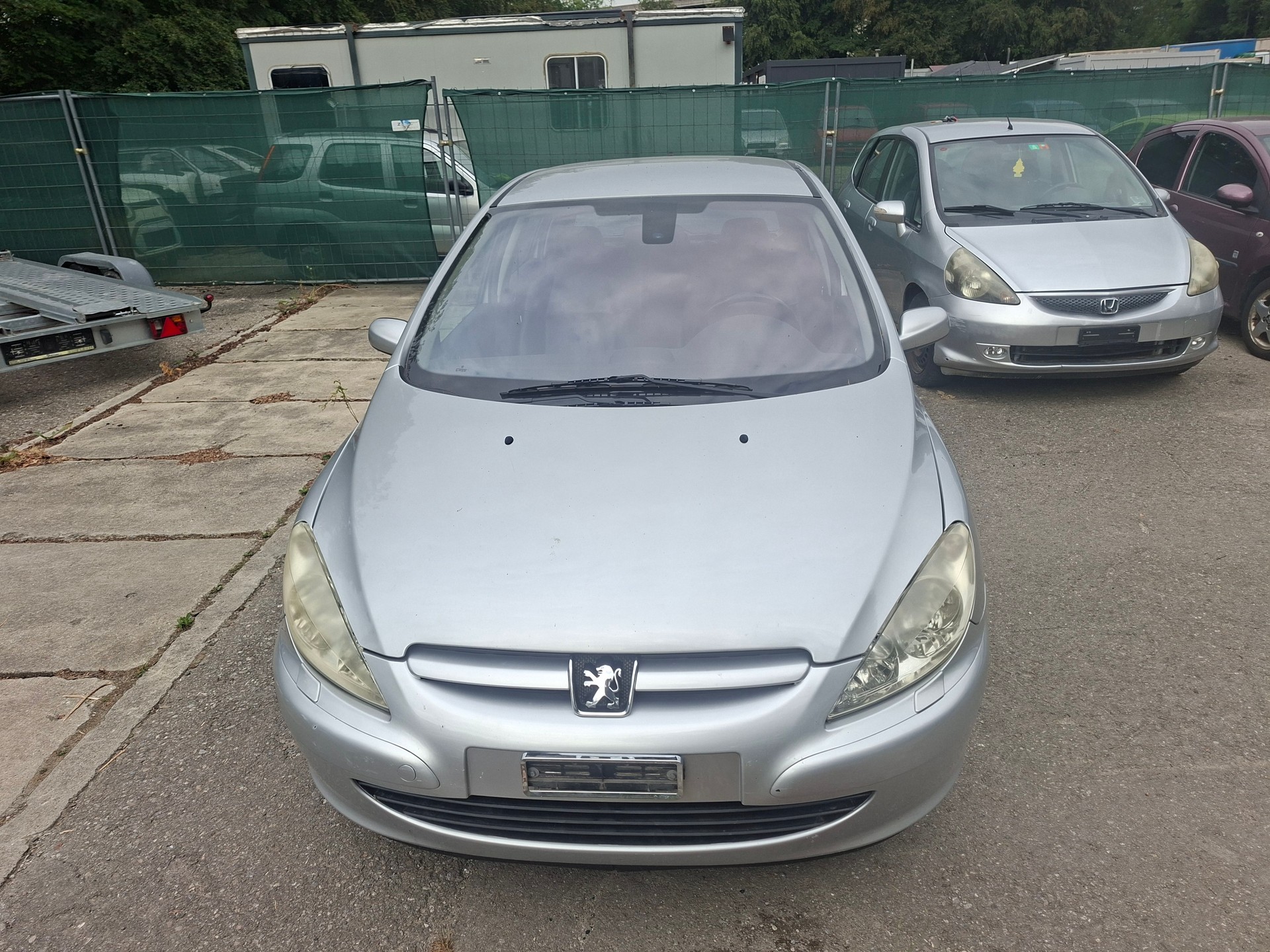 PEUGEOT 307 2.0 16V Black&Silver Edition-showroom-element-1