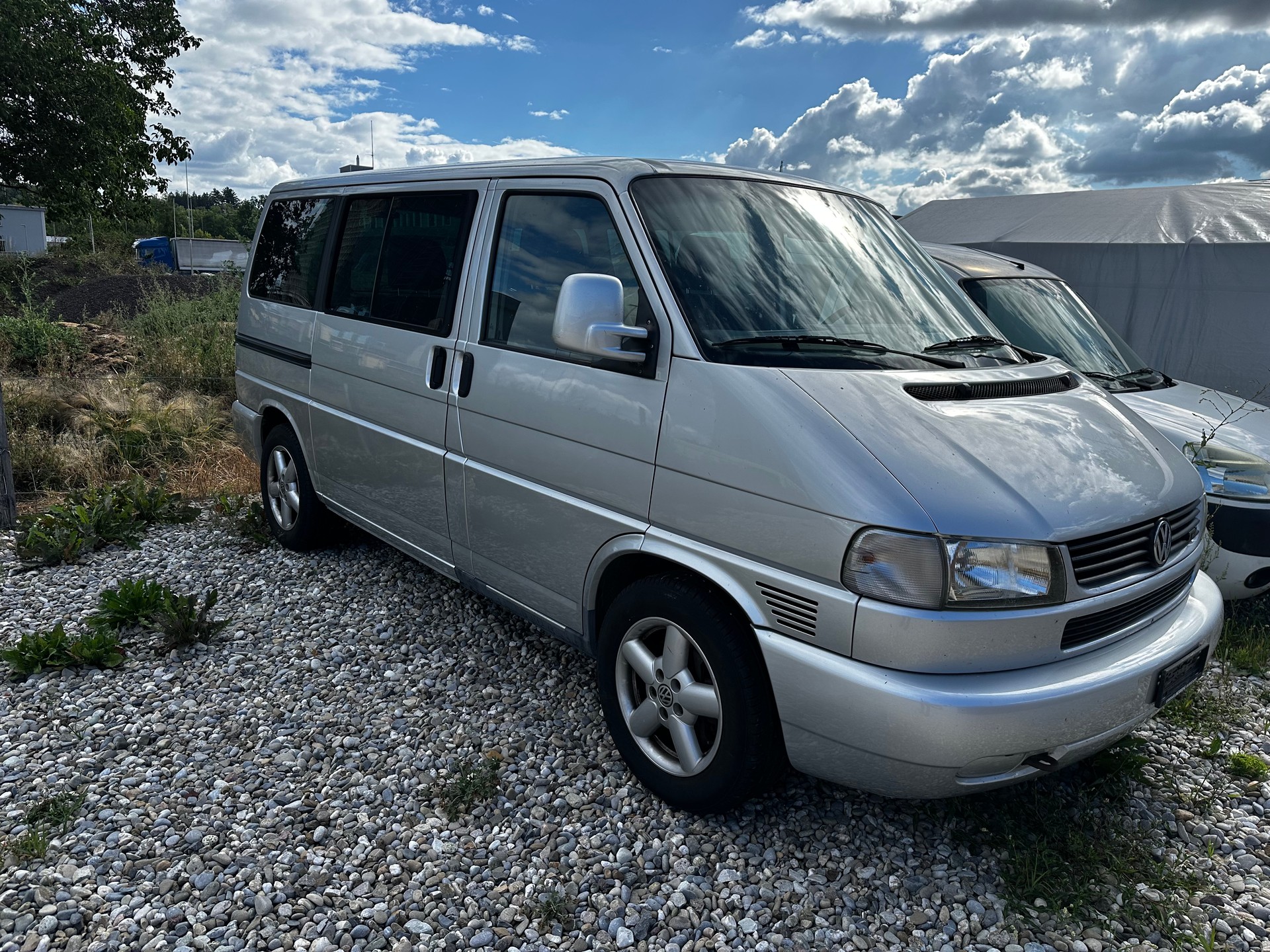 VW VW T4 Caravelle 2.5 TDI 111 kW Swiss Edition
