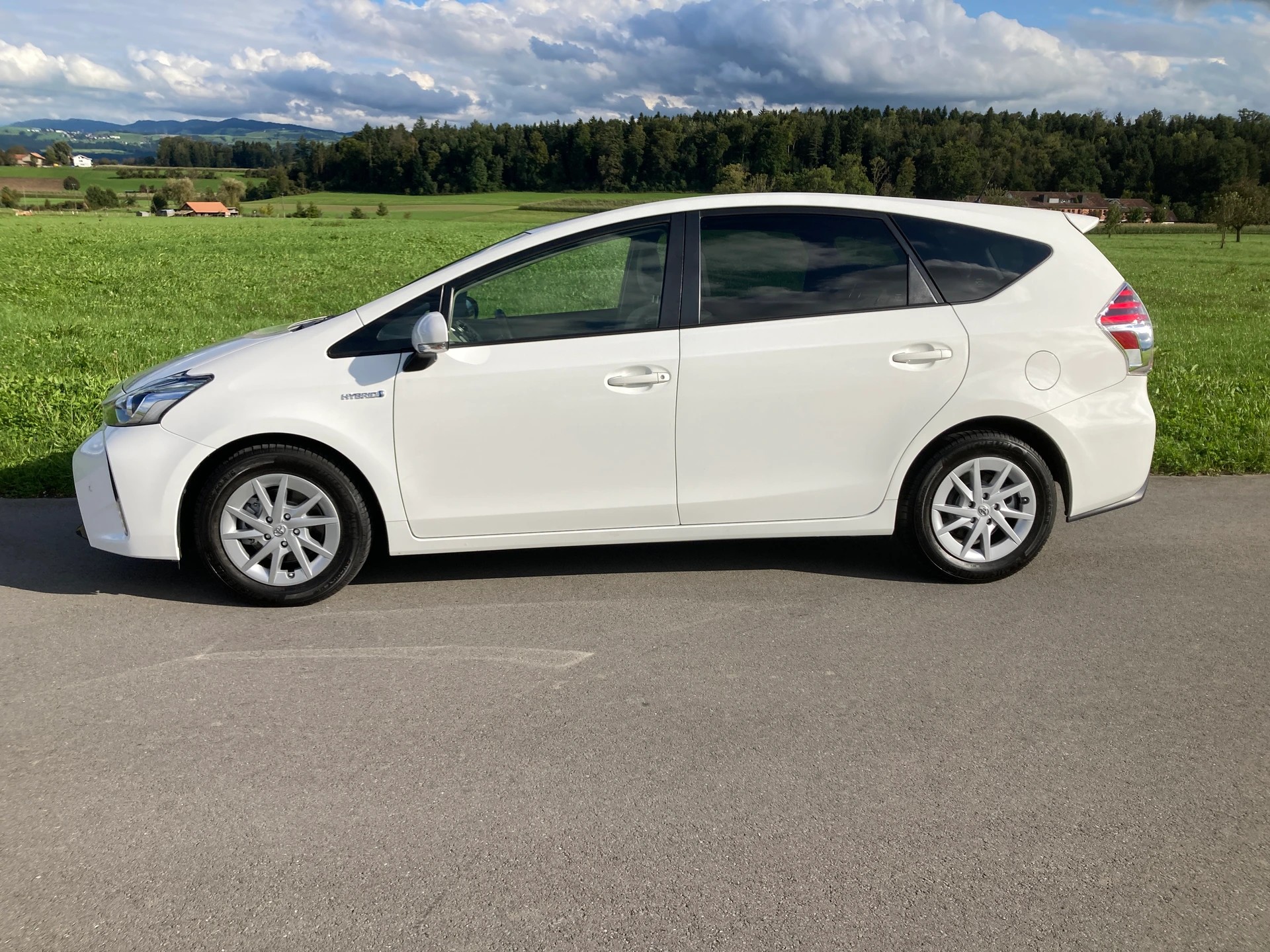 TOYOTA Prius+ 1.8 VVT-i HSD Style-image-4