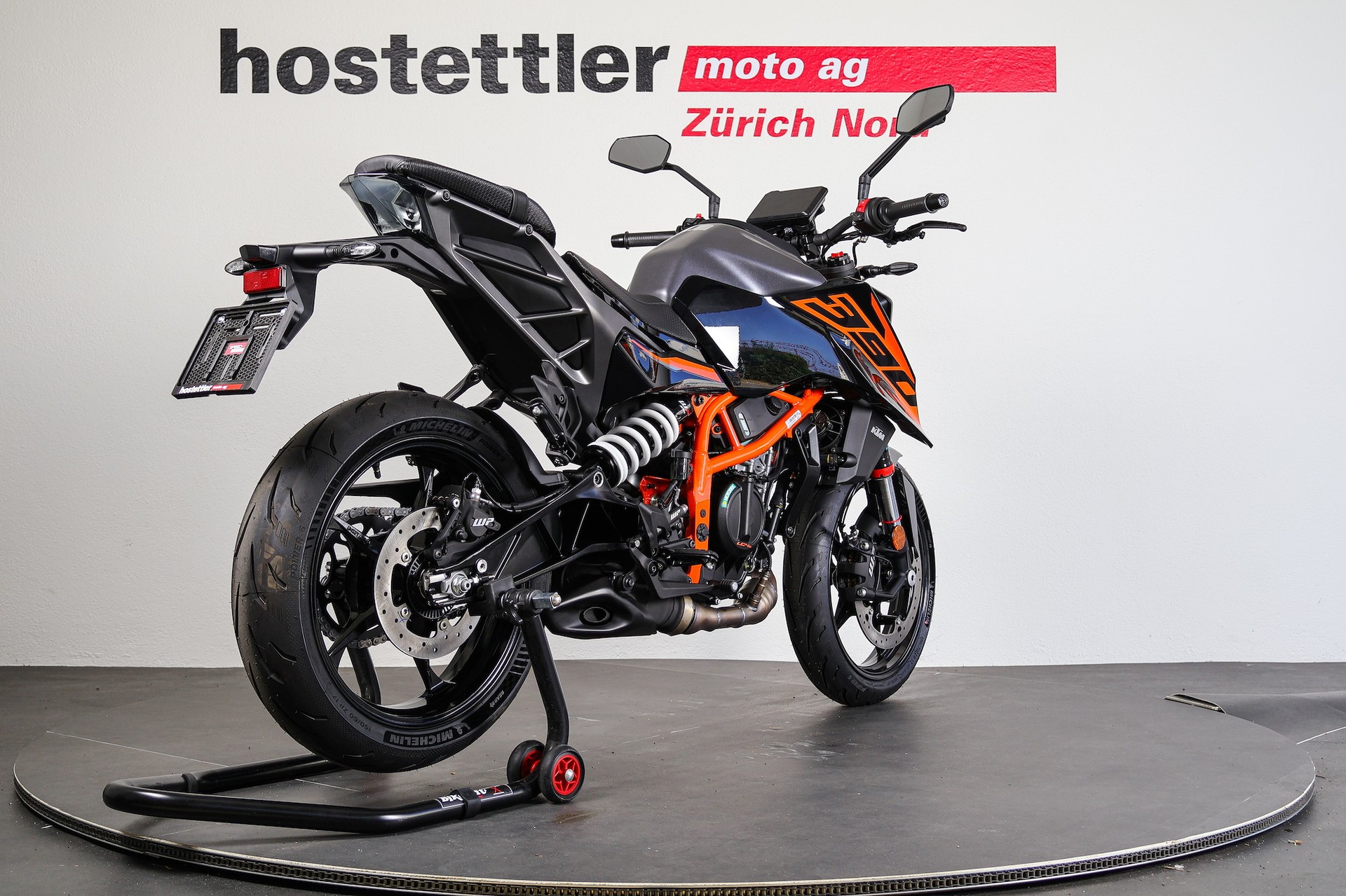 KTM 390 Duke-image-2