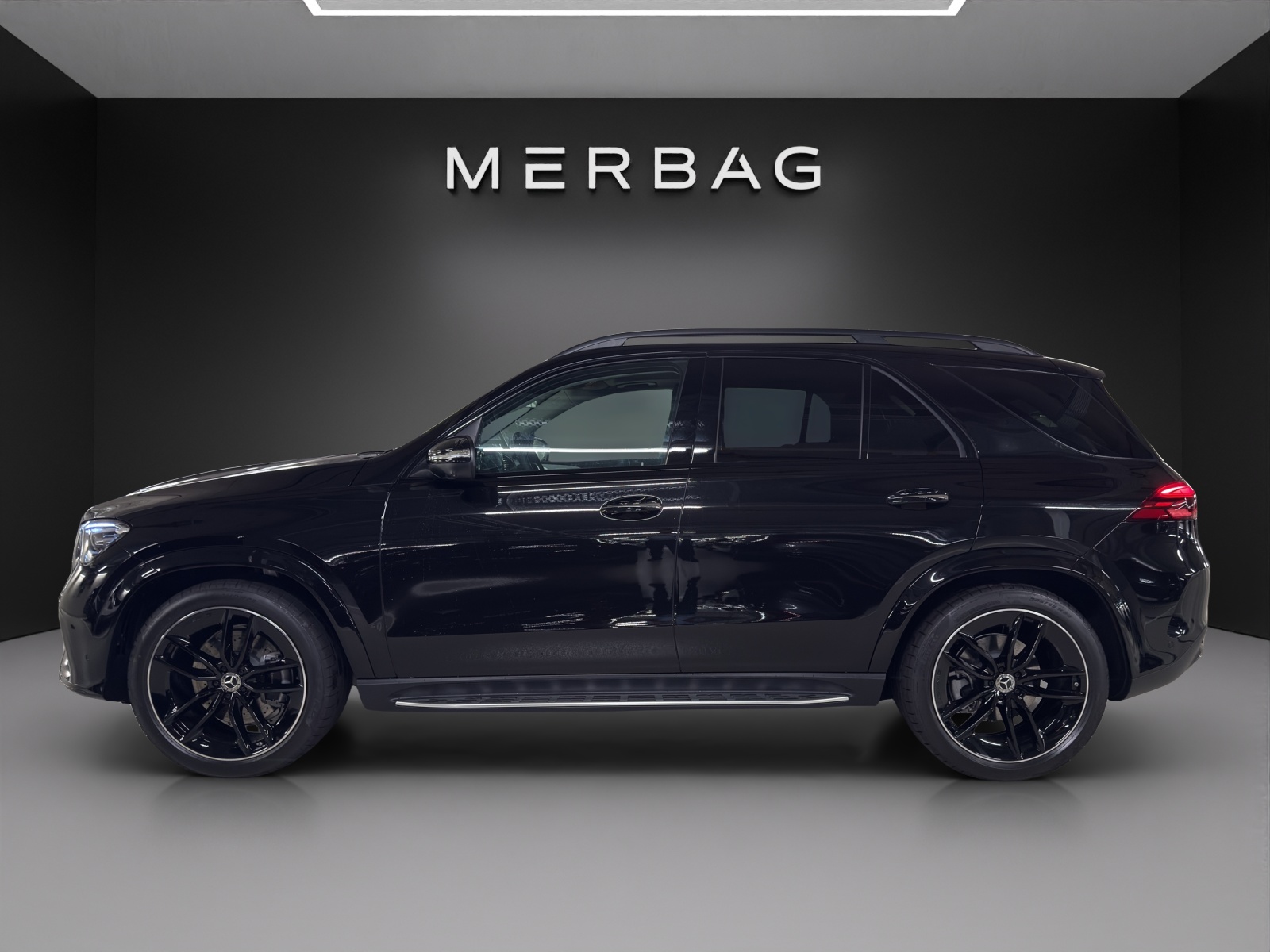 MERCEDES-BENZ GLE 300 d 4Matic 9G-Tronic-image-3