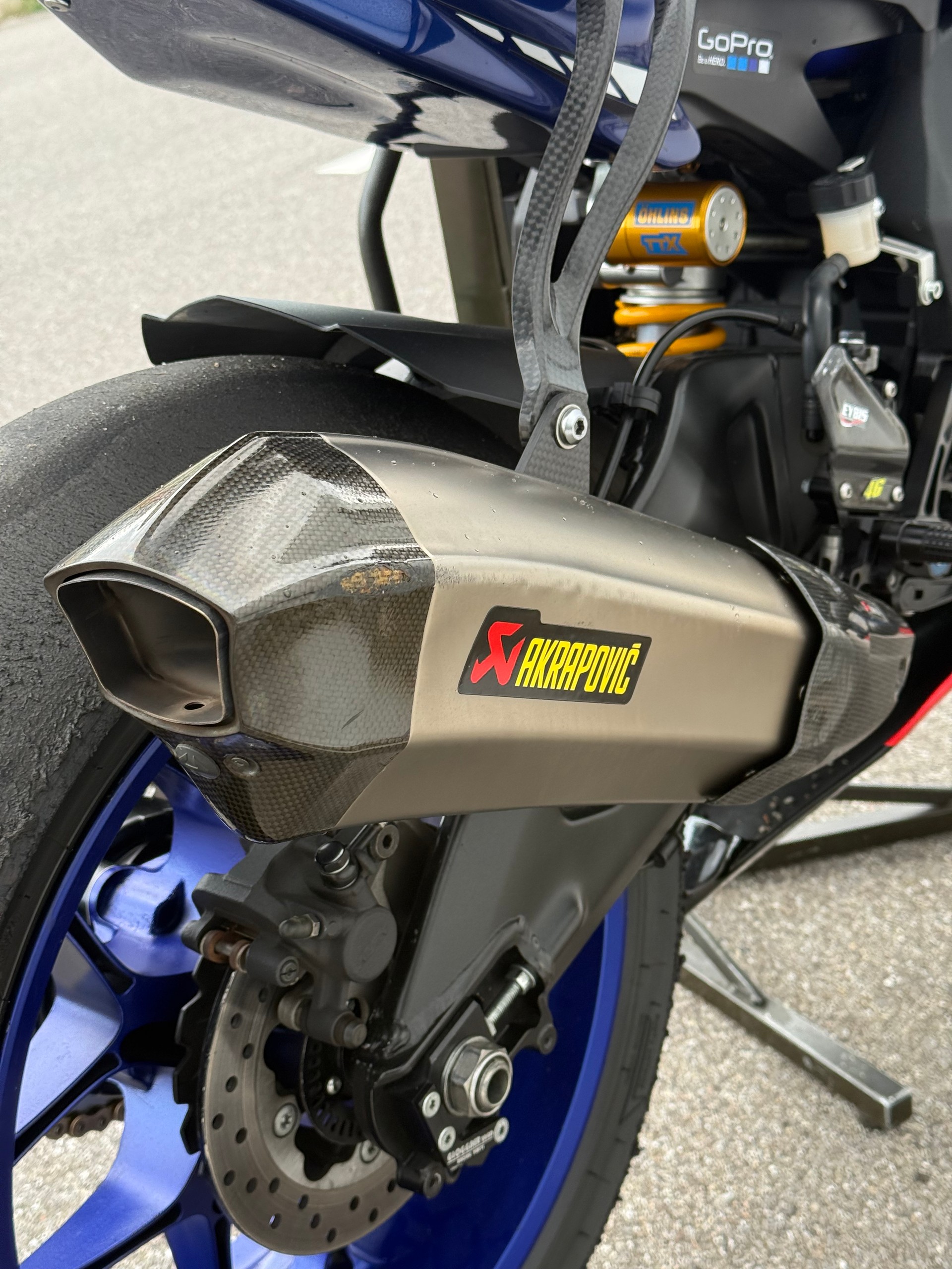YAMAHA YZF-R1 ABS-image-9