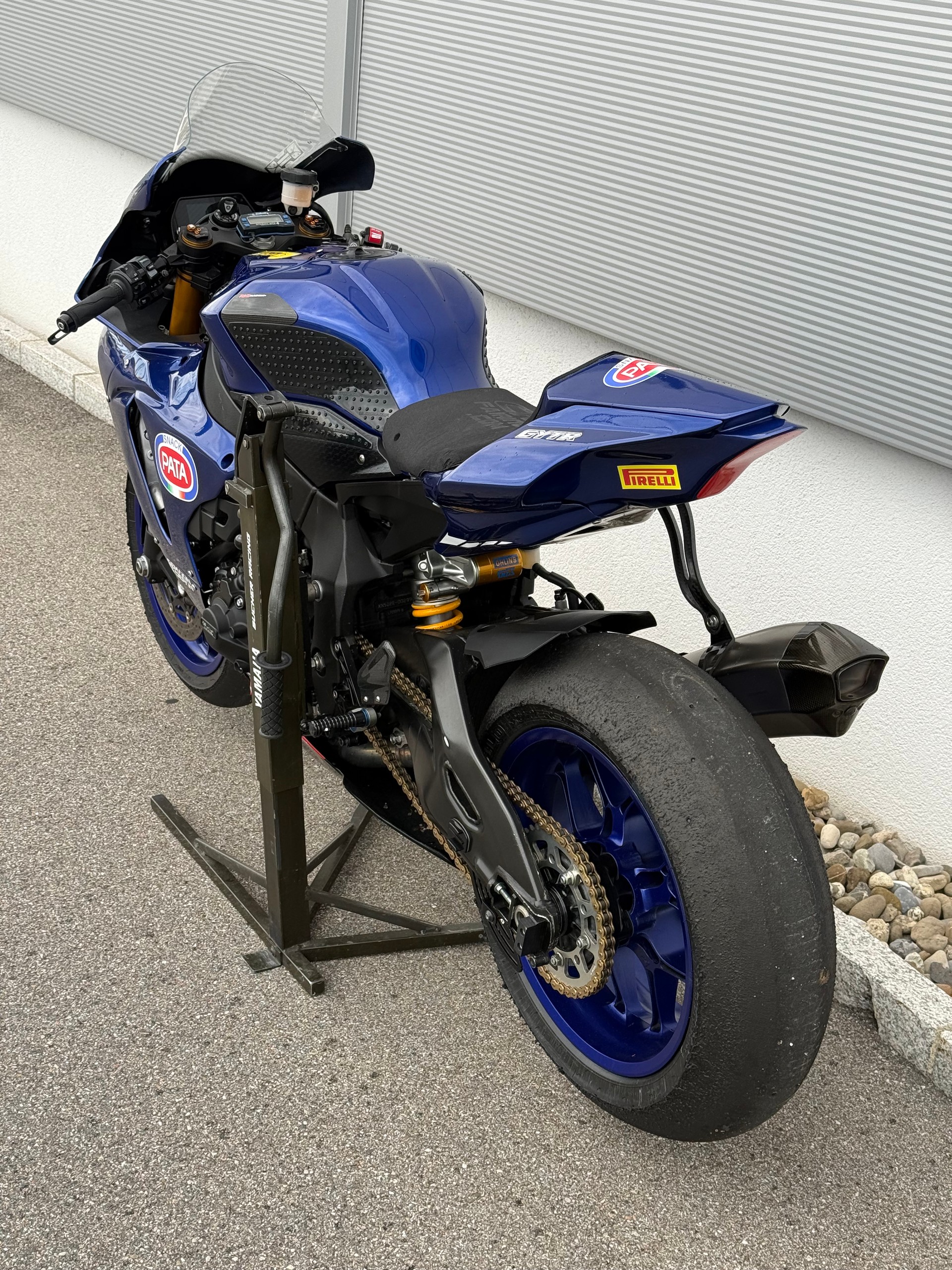 YAMAHA YZF-R1 ABS-image-8