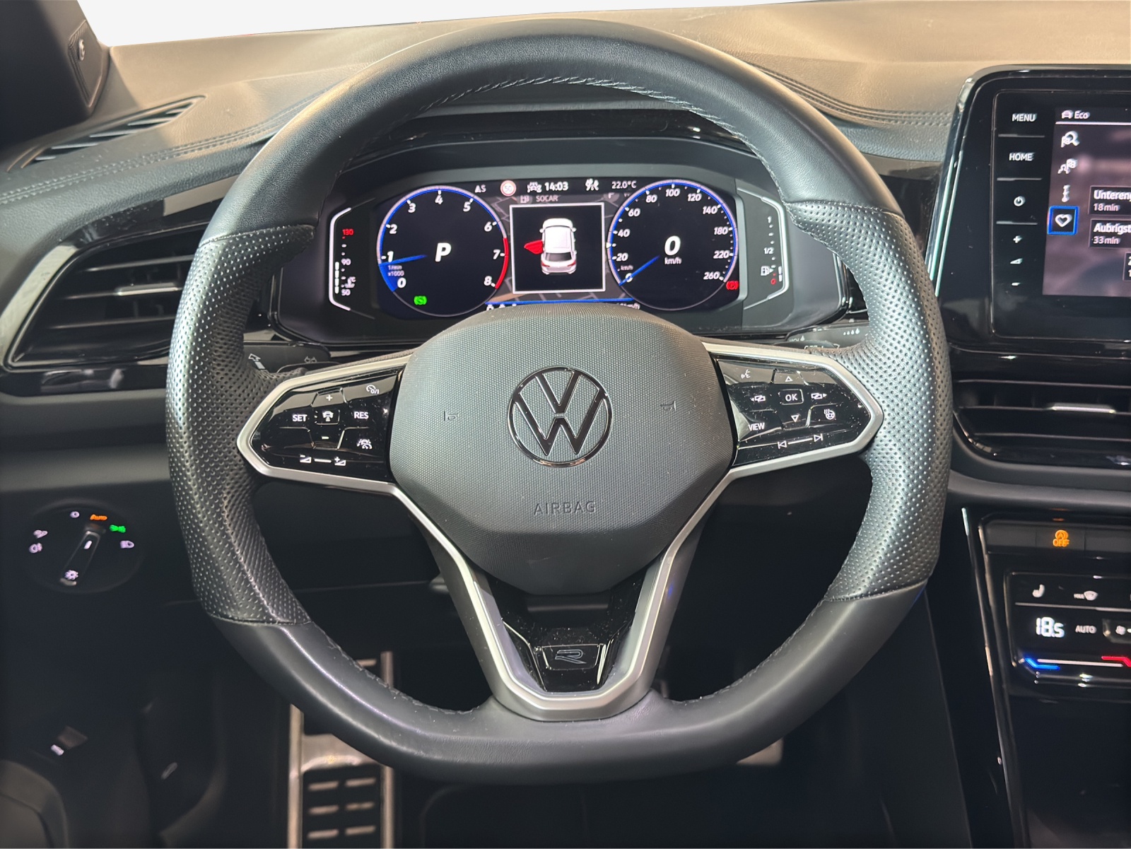 VW T-Roc 2.0 TSI R-Line DSG 4Motion-image-9