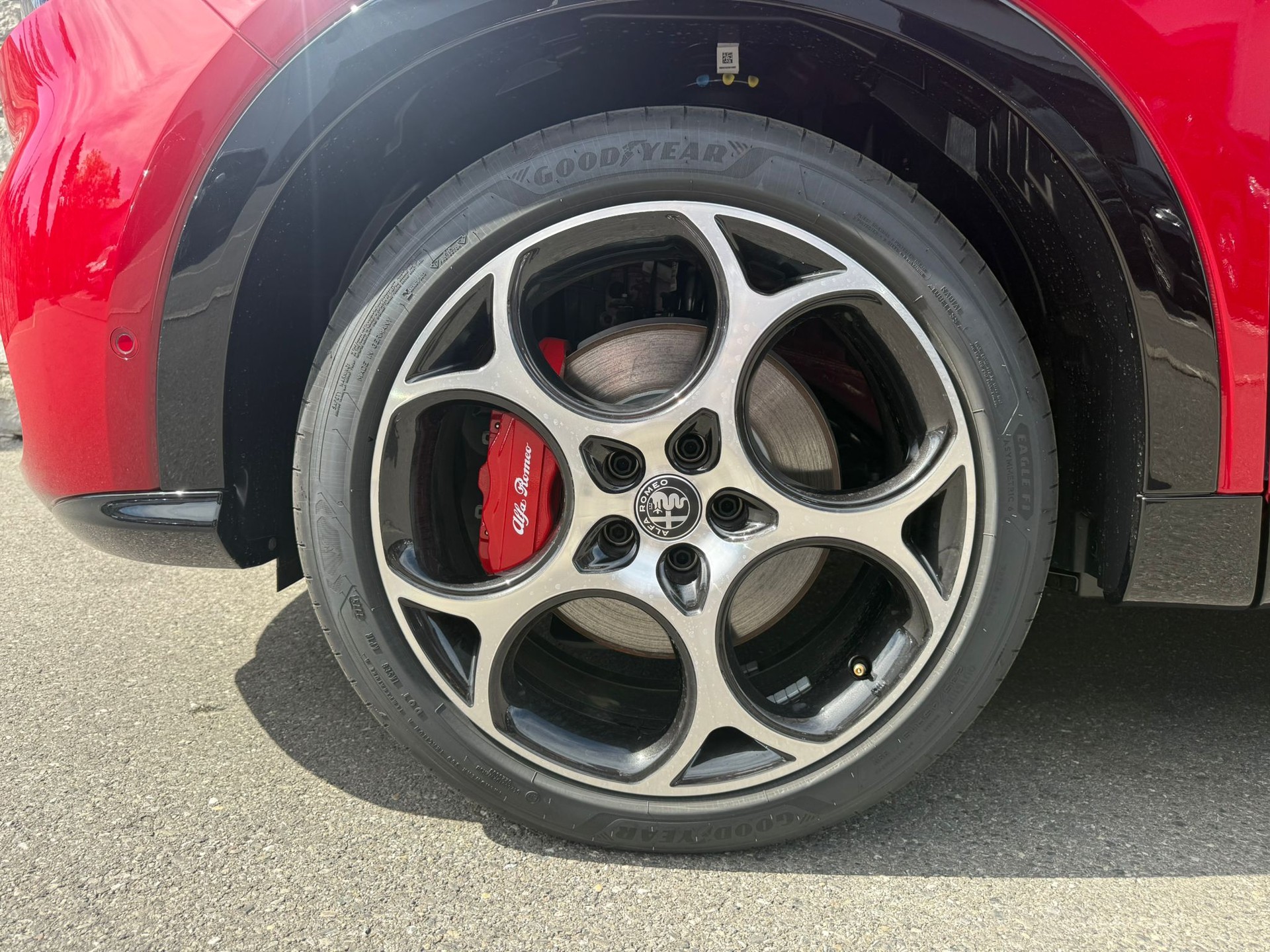 ALFA ROMEO Tonale 1.5 48V Hybrid Veloce-image-8