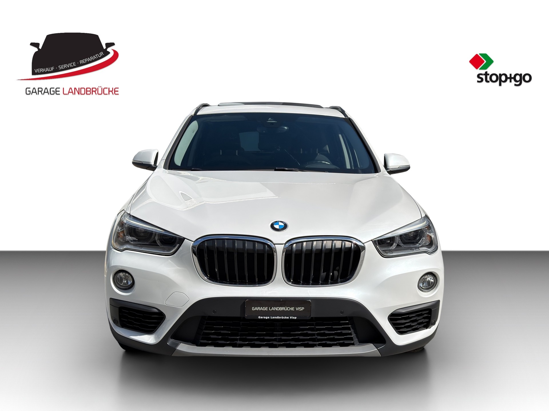 BMW X1 xDrive 18d Steptronic-showroom-element-2
