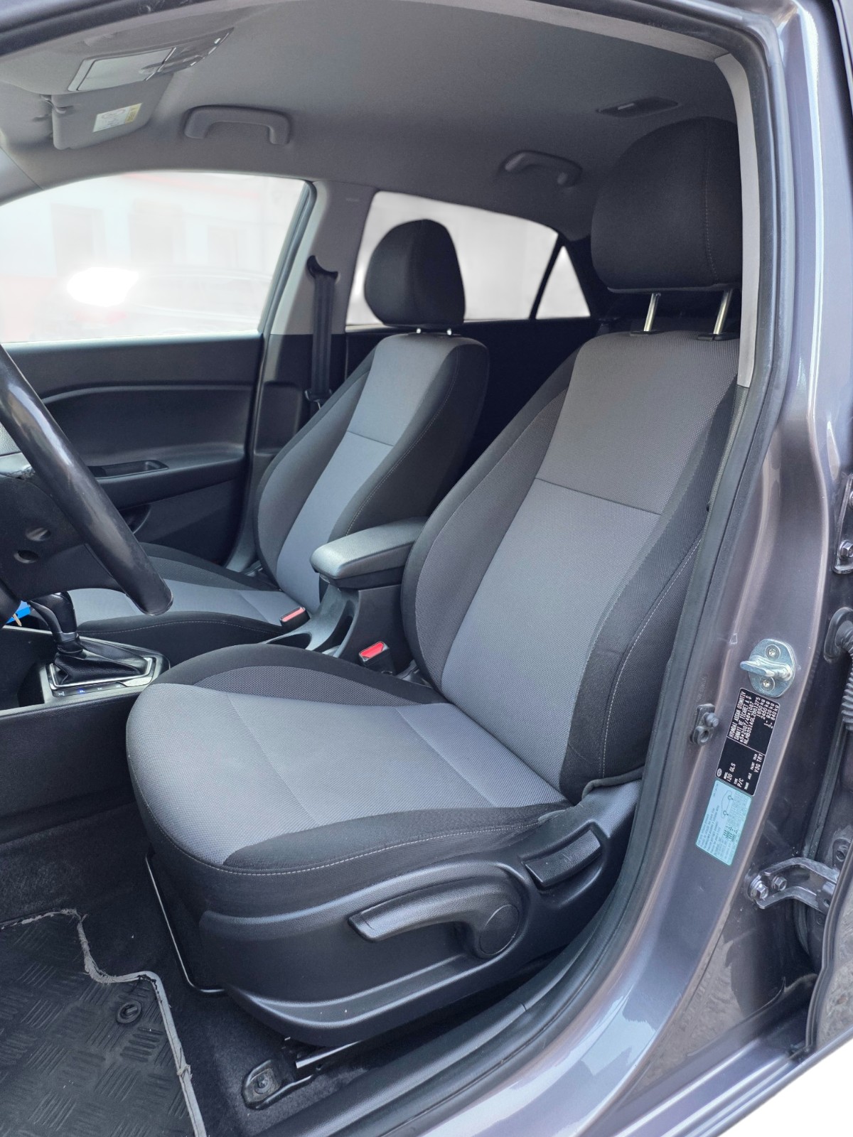 HYUNDAI i20 1.0 T-GDi Amplia DCT-image-13