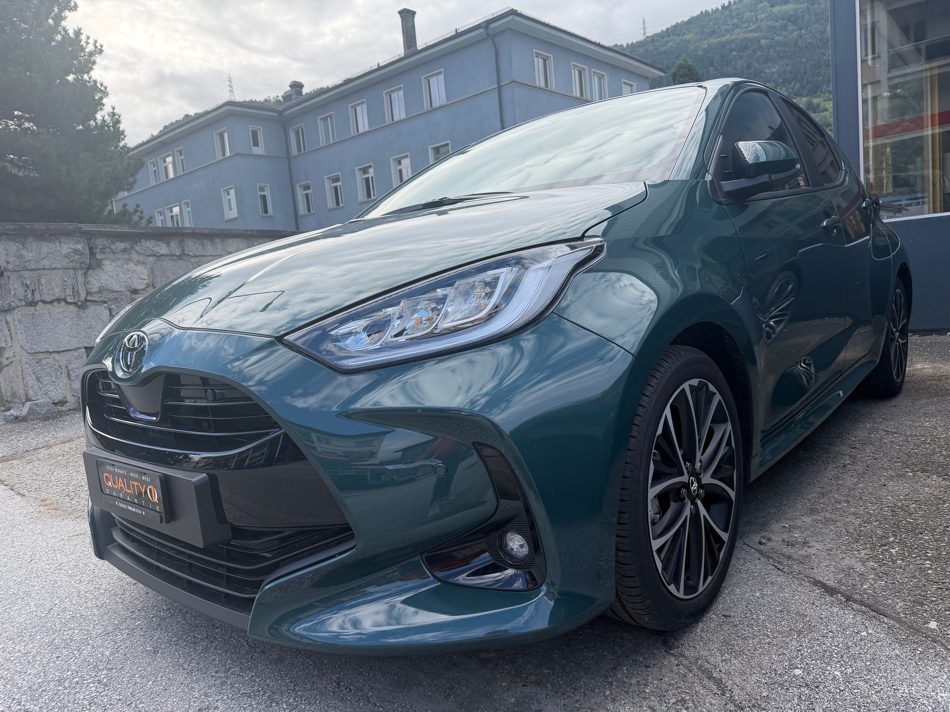 TOYOTA Yaris 1.5 Comfort e-CVT