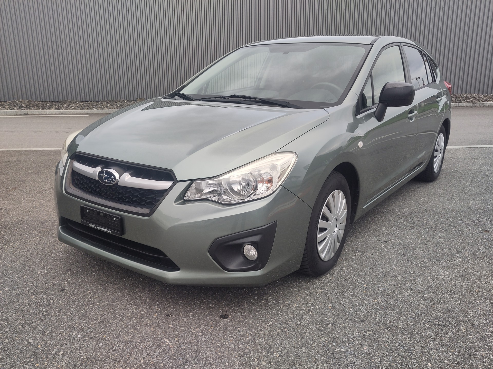 SUBARU Impreza 1.6 Swiss one CVT-showroom-element-1