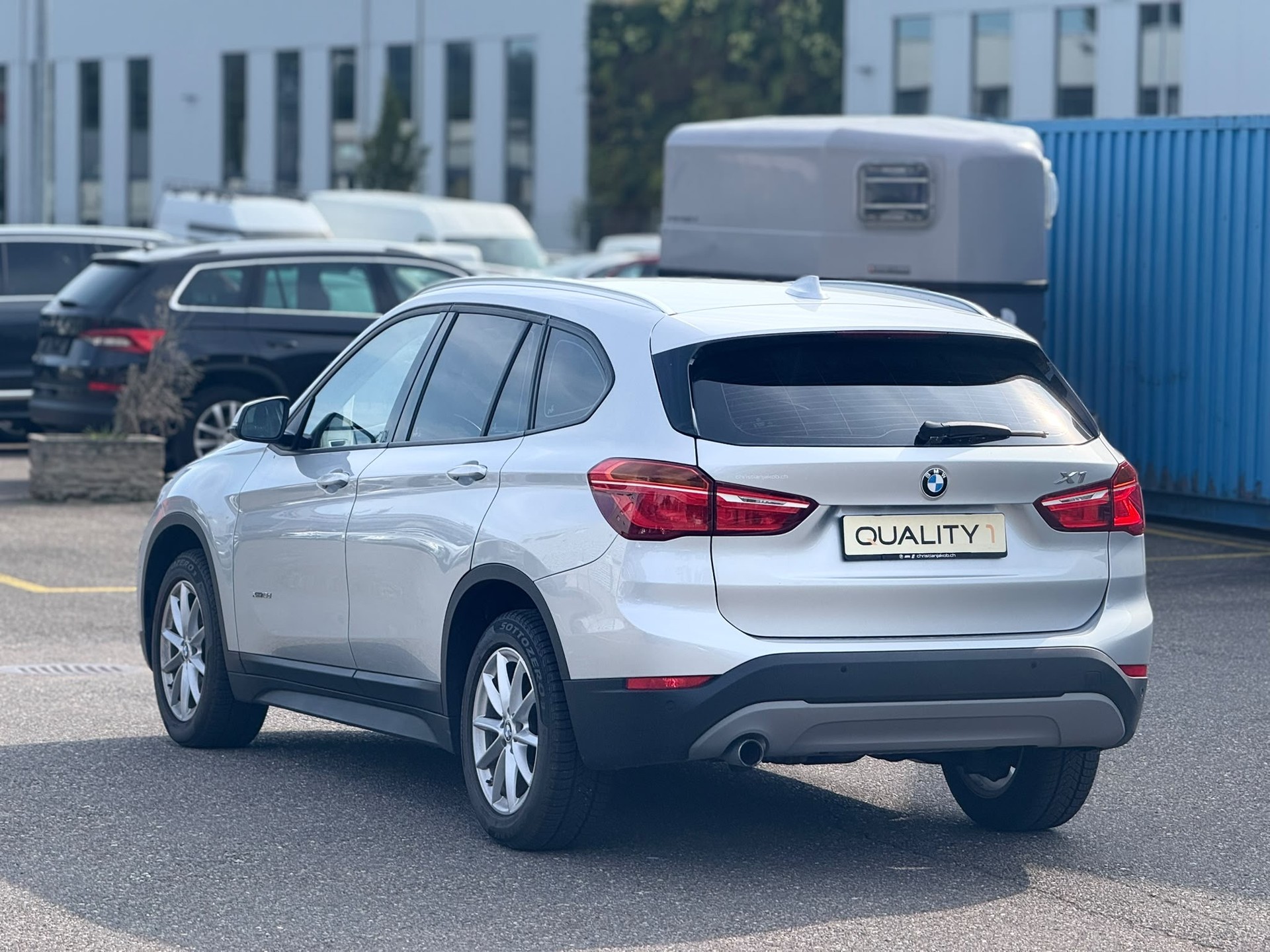 BMW X1 xDrive 18d Sport Line Steptronic-image-12