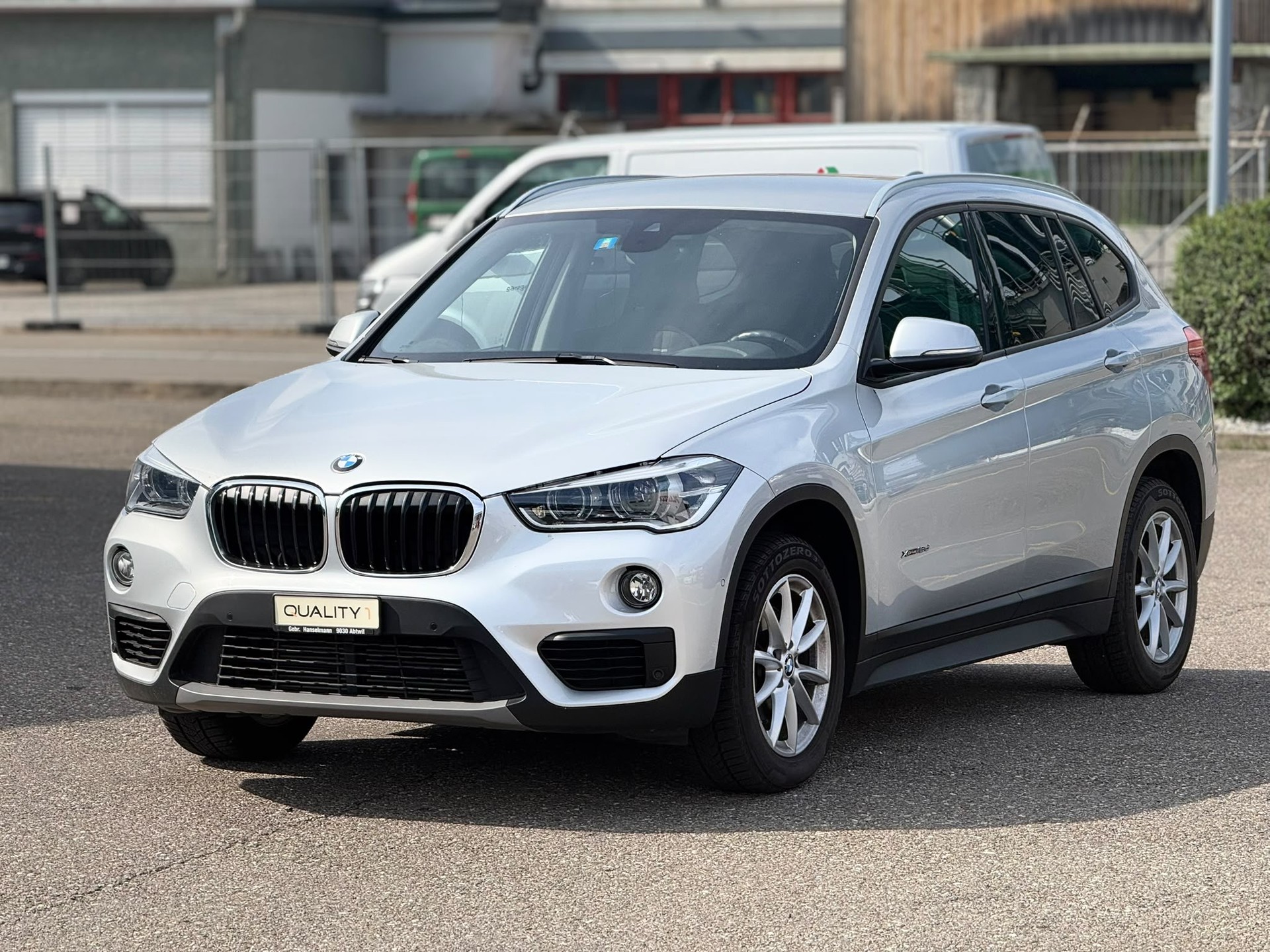 BMW X1 xDrive 18d Sport Line Steptronic-image-11