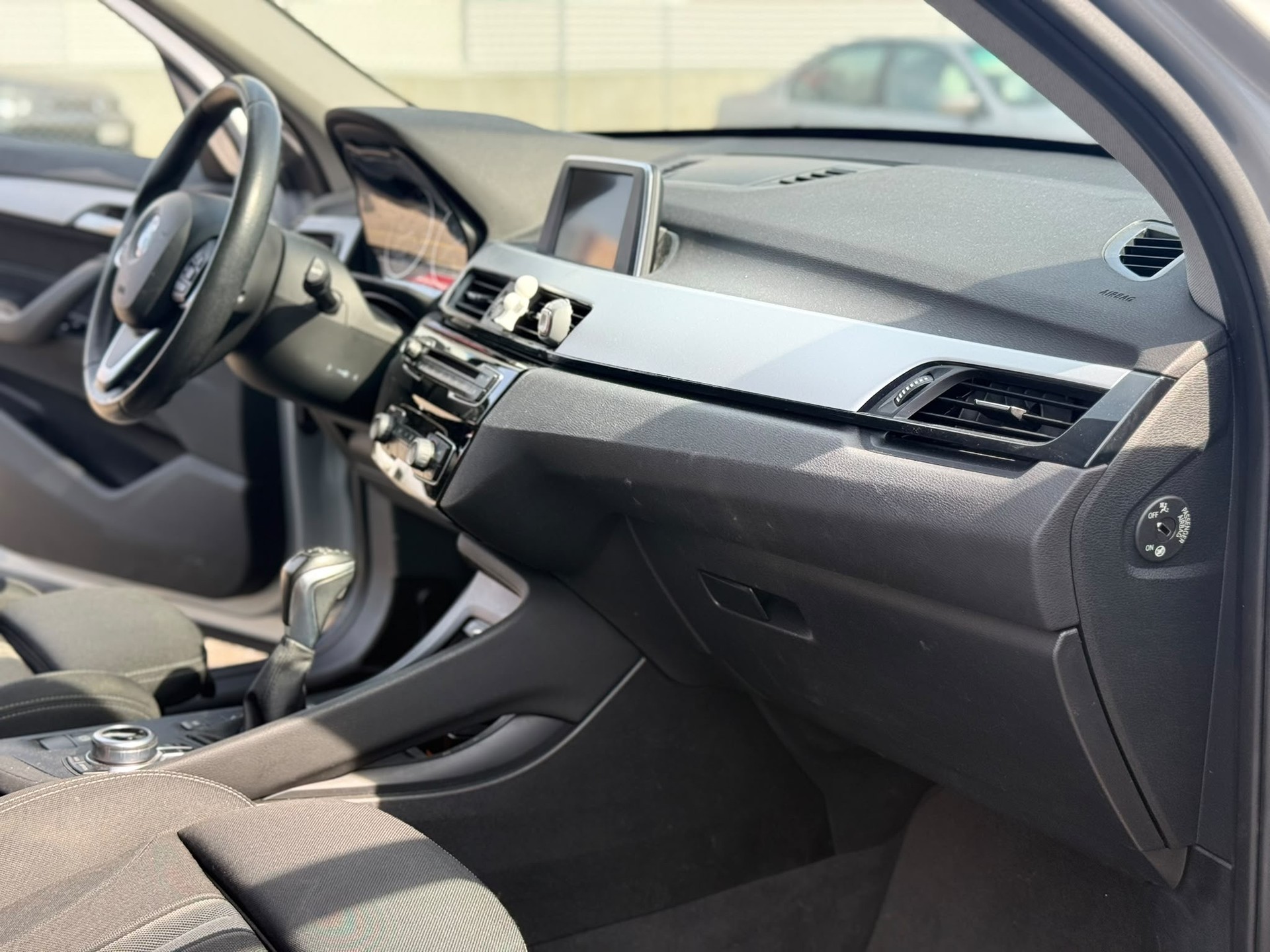 BMW X1 xDrive 18d Sport Line Steptronic-image-6