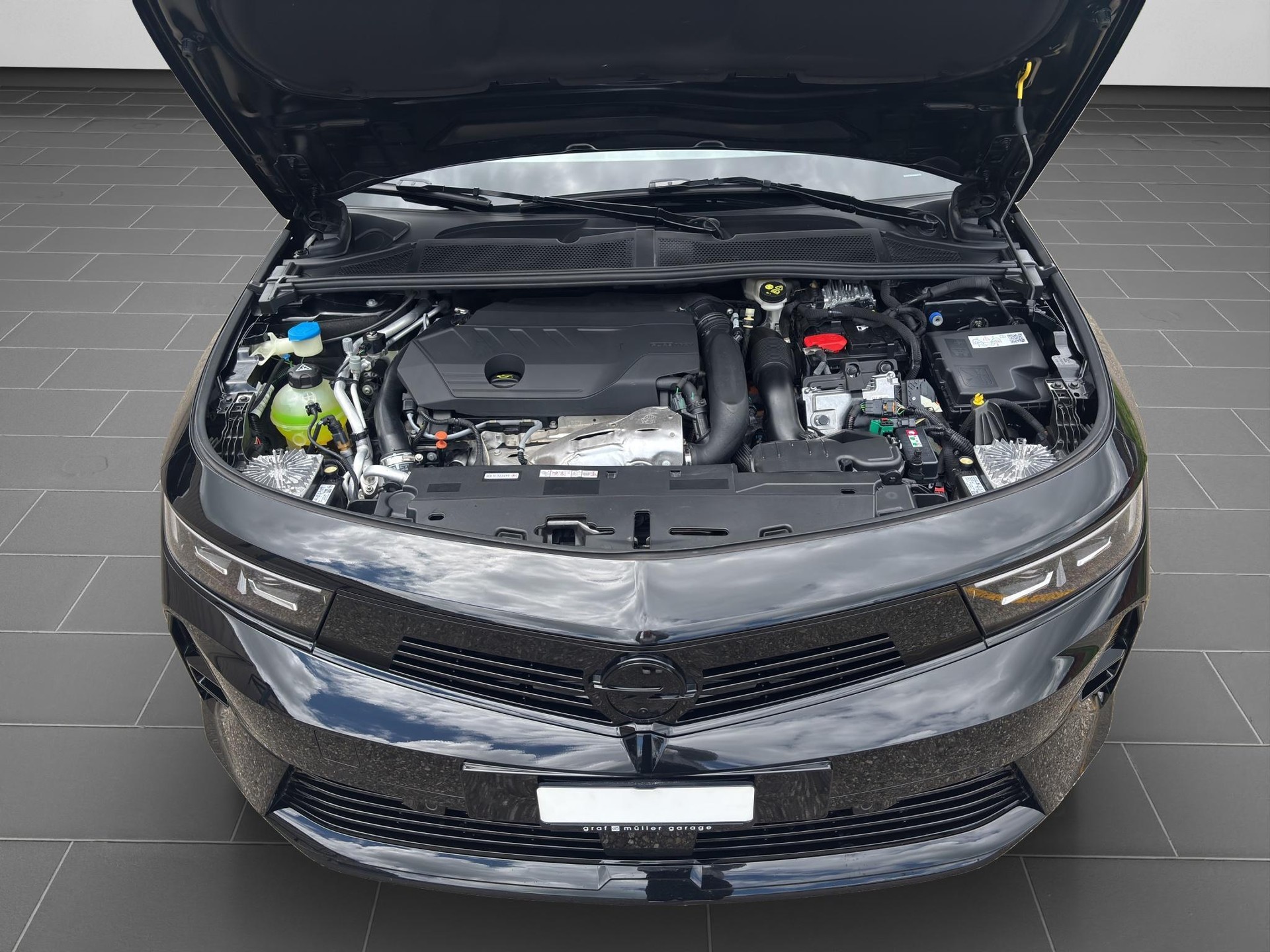 OPEL Astra 1.6 T PHEV 225 GSe-image-22