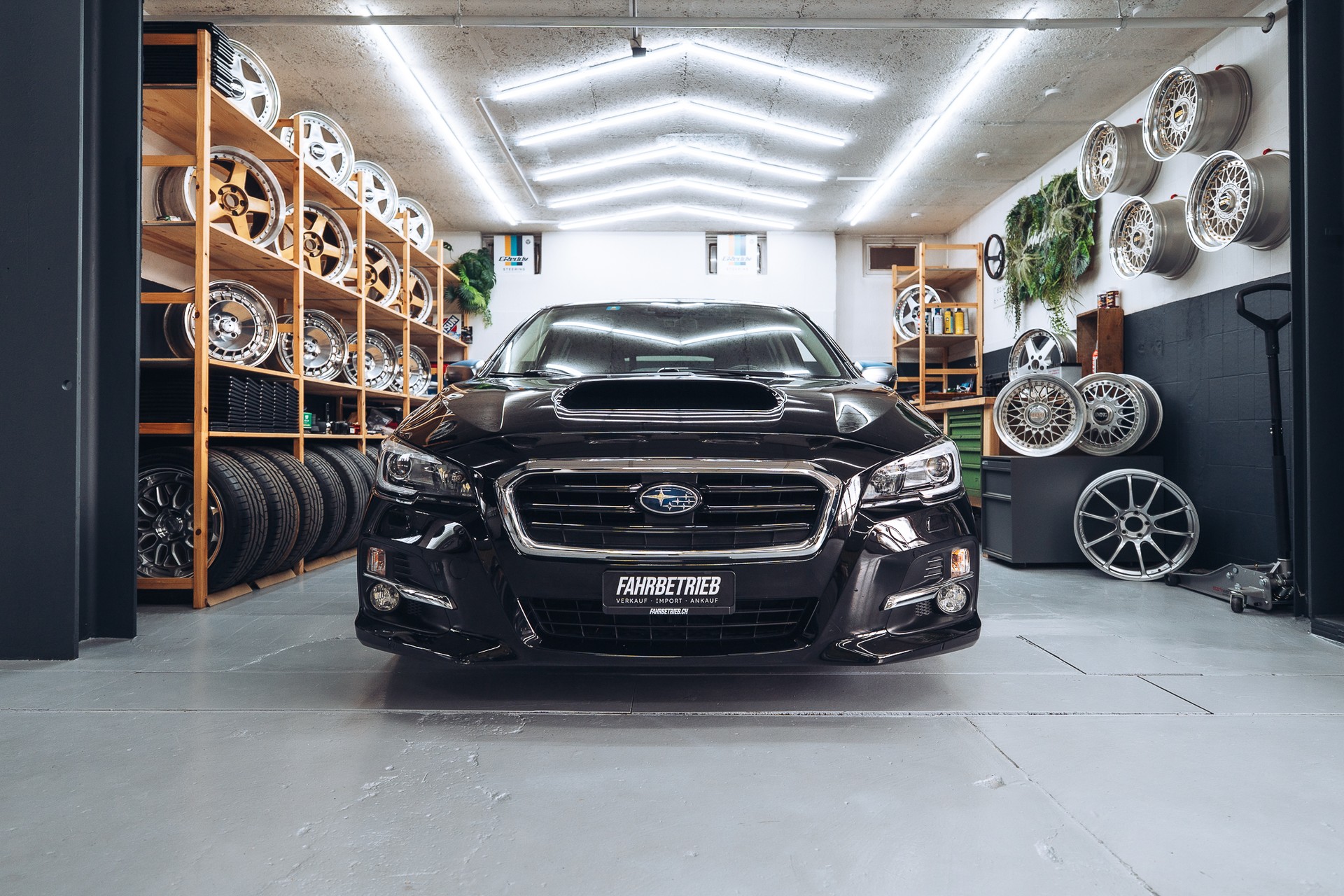 SUBARU Levorg 1.6DIT Swiss S AWD Lineartronic-image-3