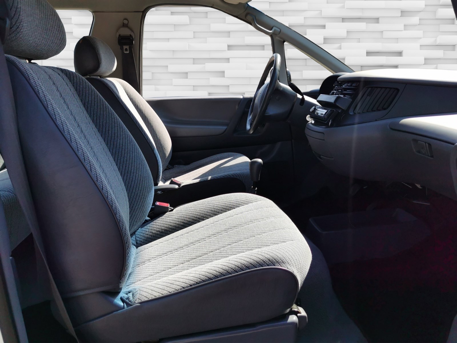 TOYOTA Previa XE 4x2-image-11