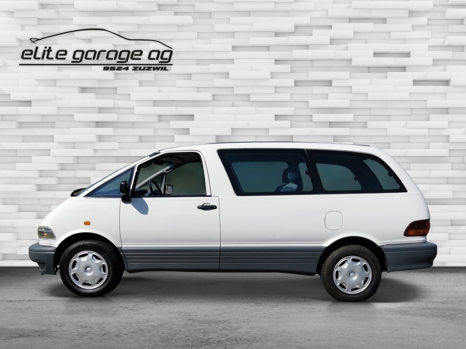 TOYOTA Previa XE 4x2-image-4