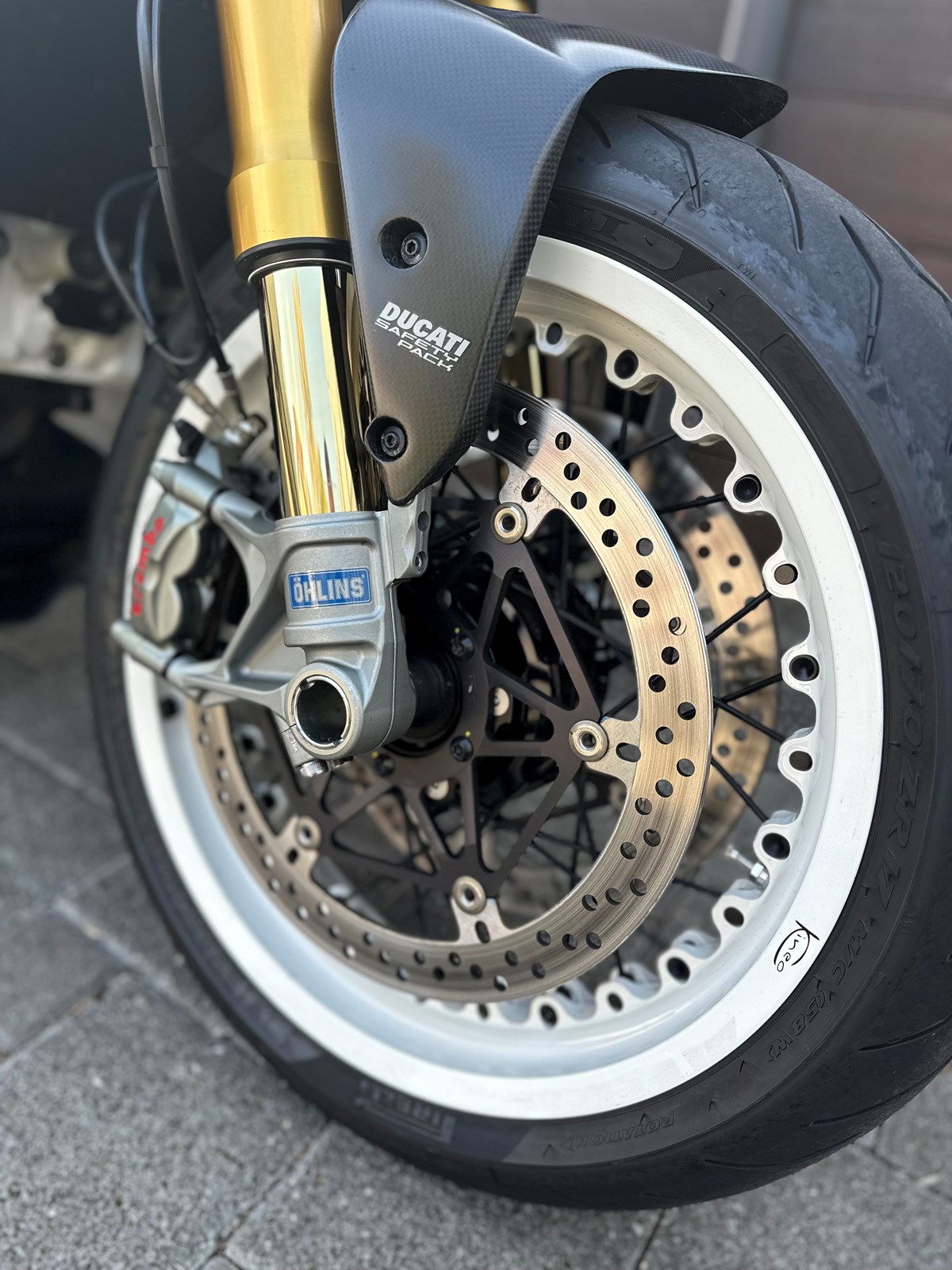 DUCATI Monster 1200 S-image-2