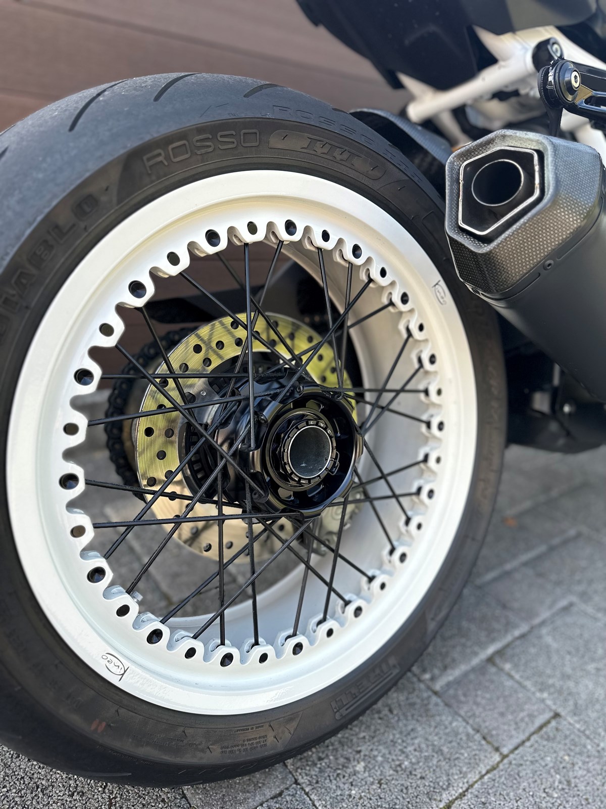 DUCATI Monster 1200 S-image-3