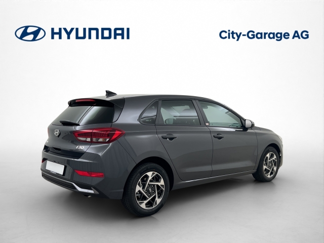 HYUNDAI i30 1.5 T-GDi Amplia-showroom-element-2