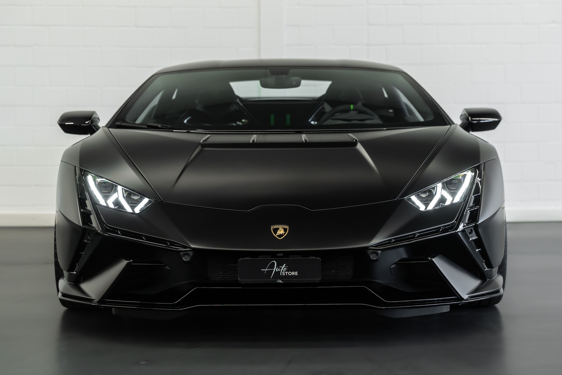 LAMBORGHINI Huracan TECNICA Coupé DCT-image-4