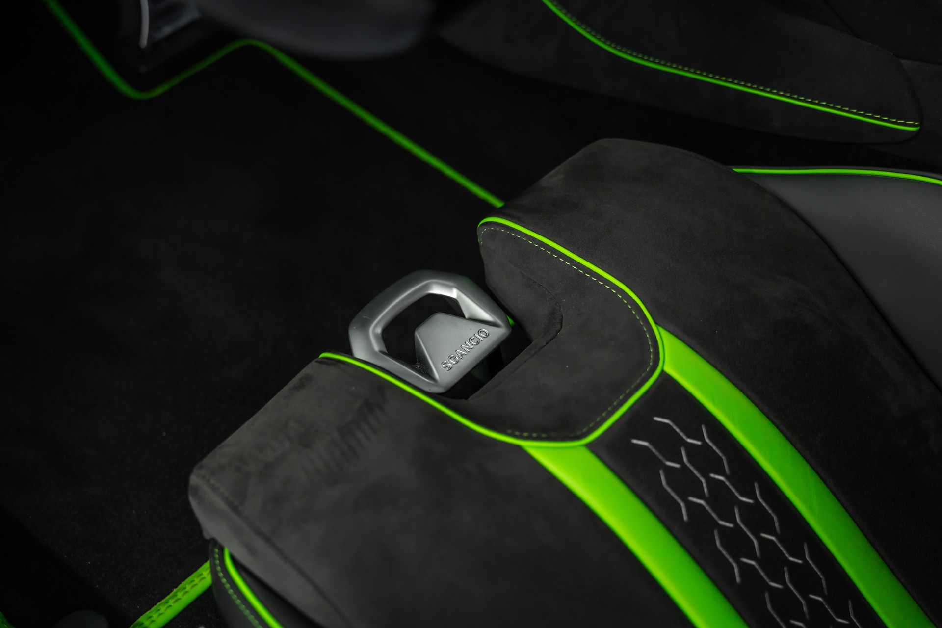 LAMBORGHINI Huracan TECNICA Coupé DCT-image-16