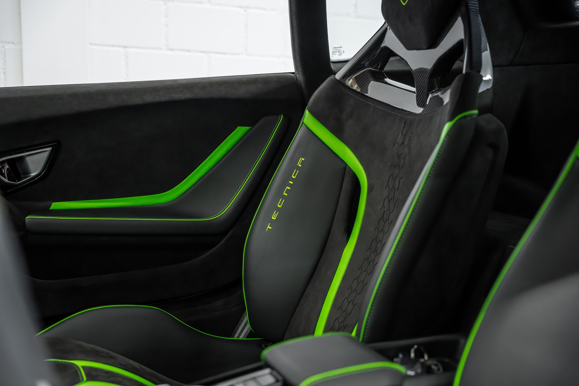 LAMBORGHINI Huracan TECNICA Coupé DCT-image-13
