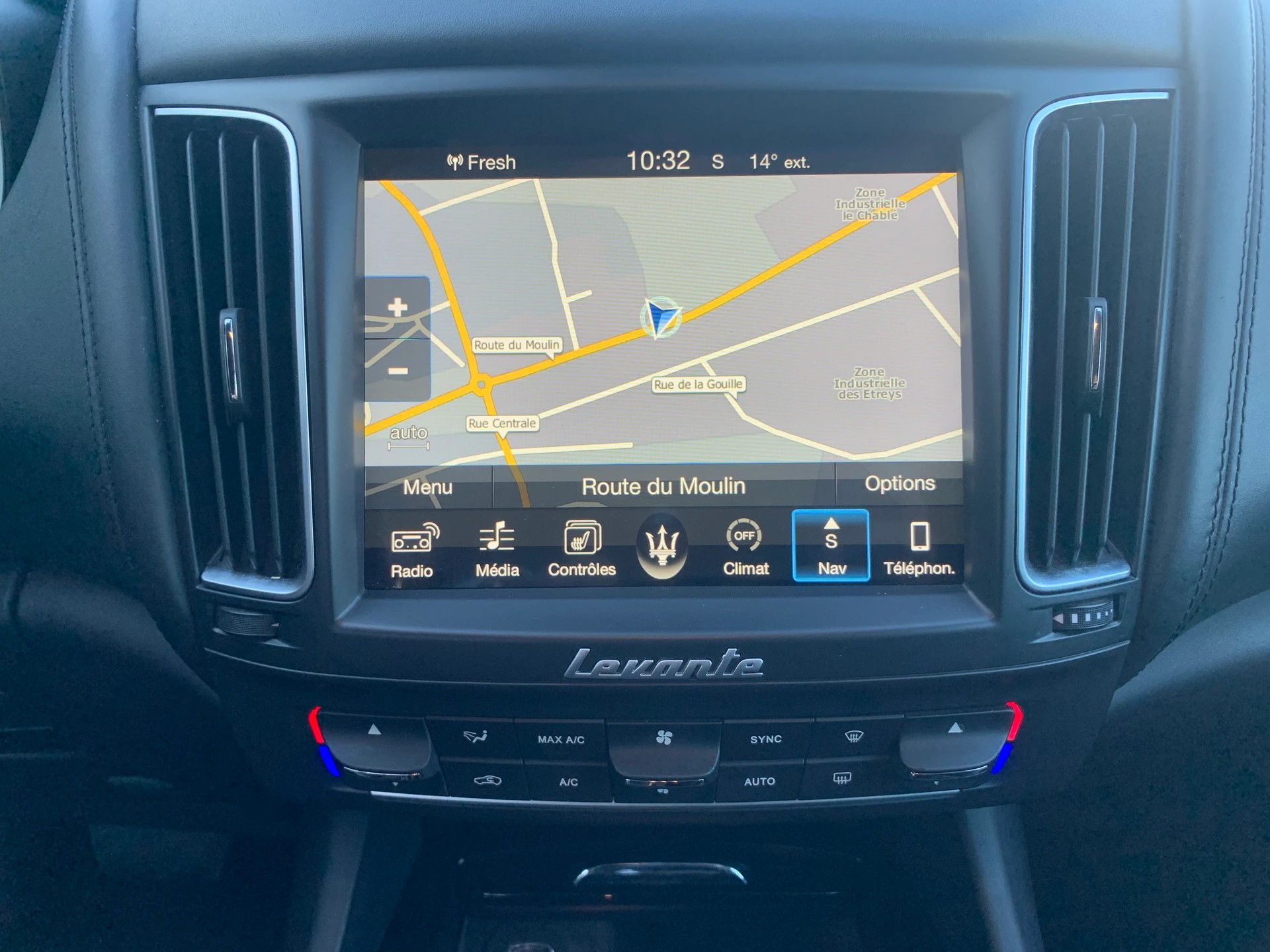 MASERATI Levante S 3.0 V6 Automatica-image-19