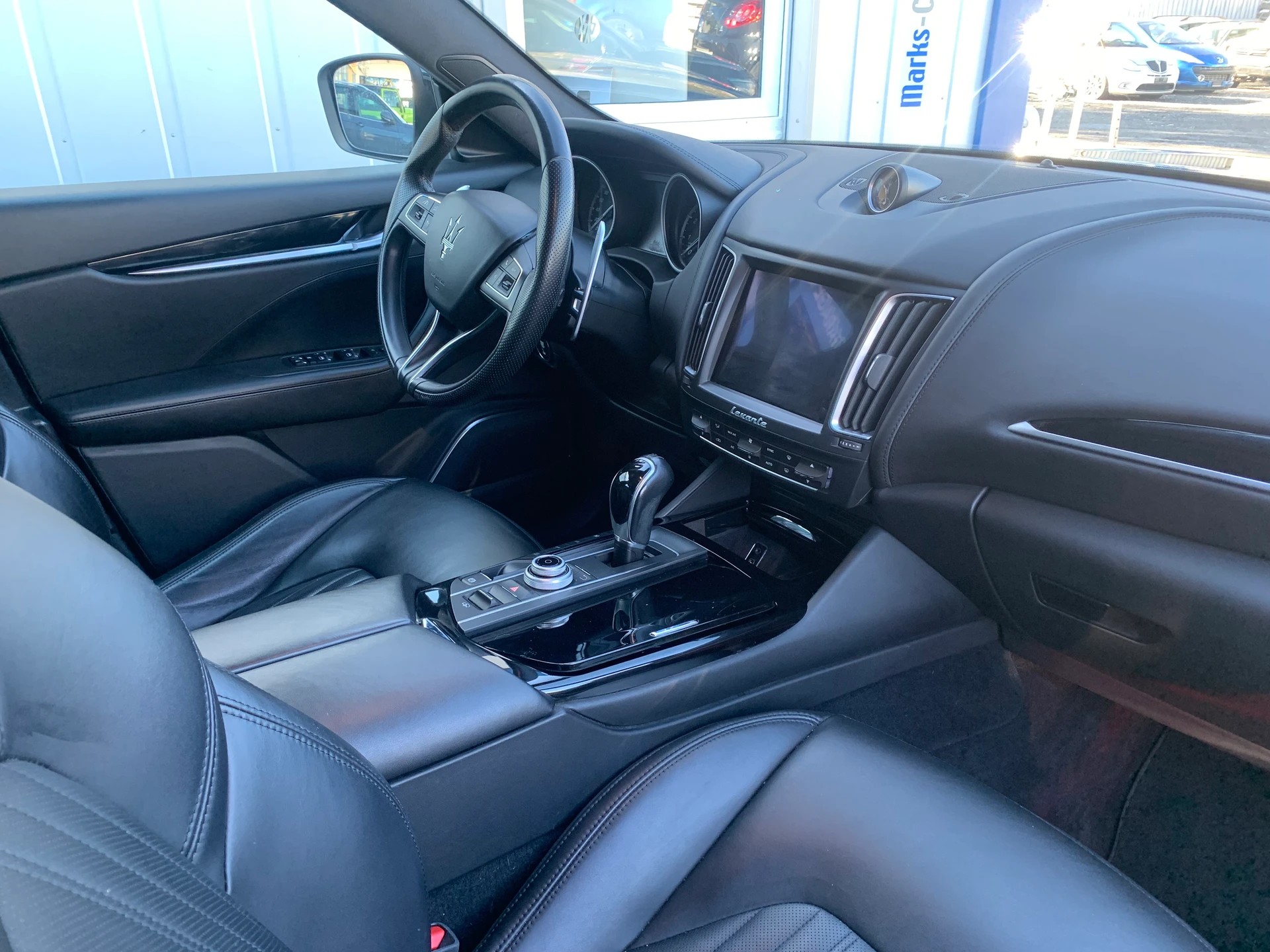 MASERATI Levante S 3.0 V6 Automatica-image-15