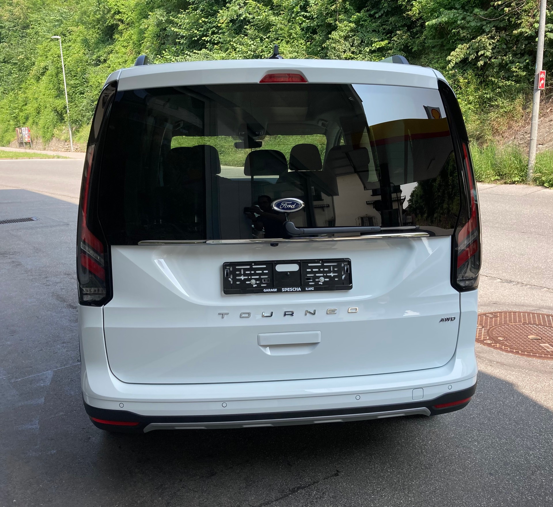 FORD Tourneo Connect 2.0 EcoBlue AWD Active-showroom-element-3