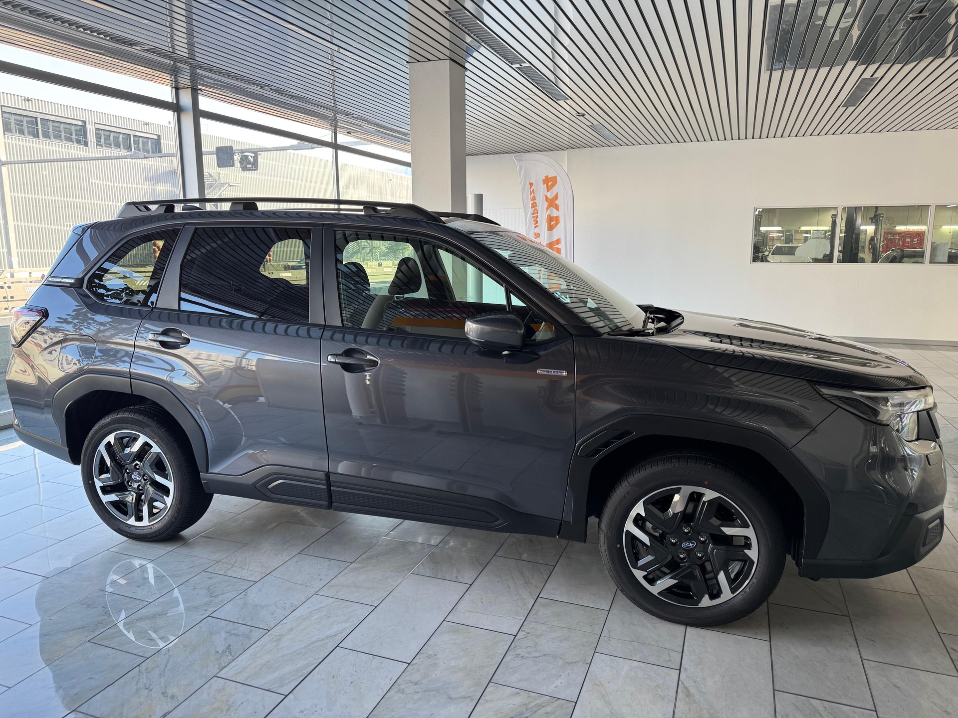SUBARU Forester Station 2.0i e-Boxer Swiss Plus-showroom-element-2