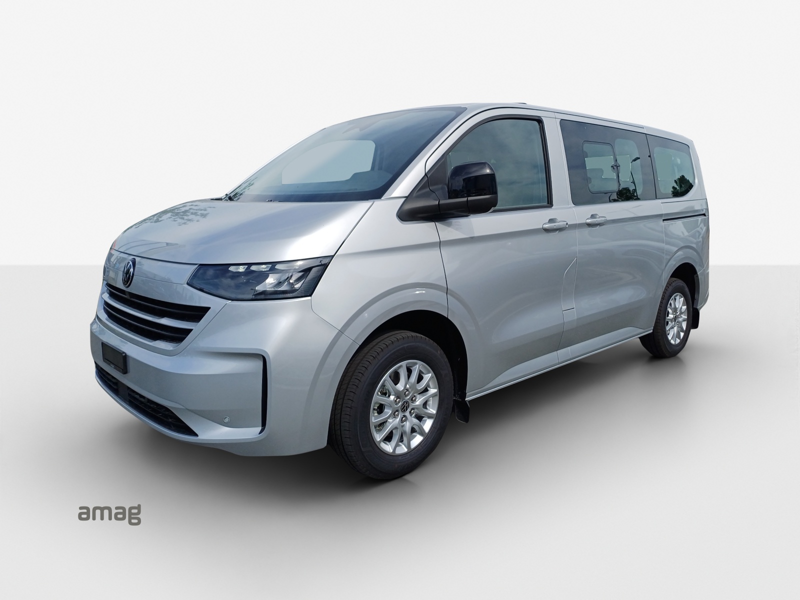 VW Caravelle BEV Life