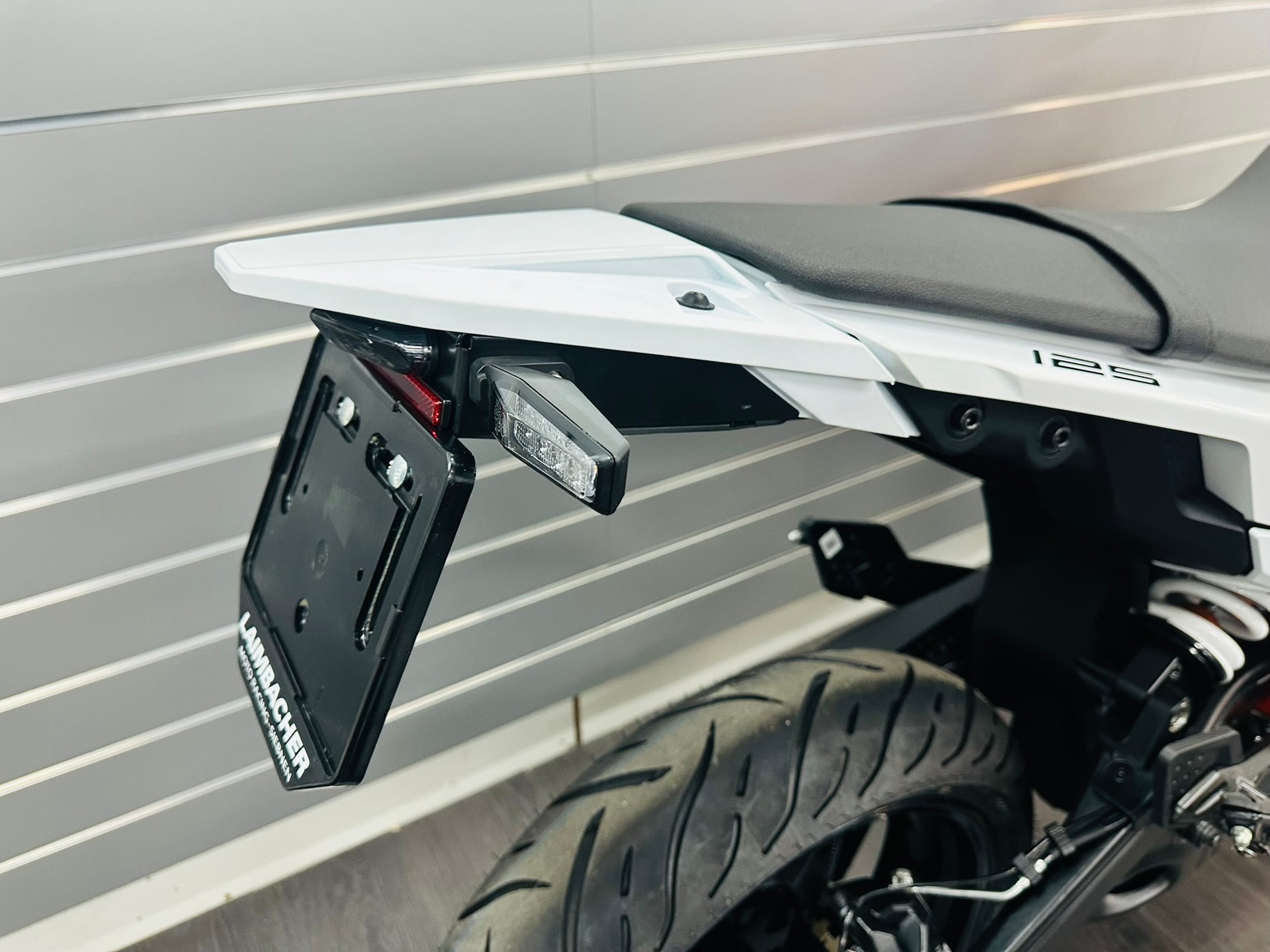 KTM 125 SMC R-image-2