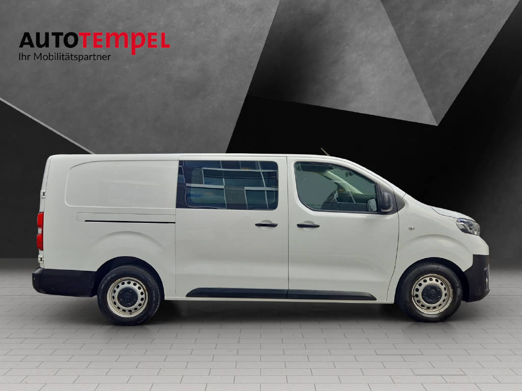 TOYOTA PROACE Van L2 2.0 D Luna-image-4