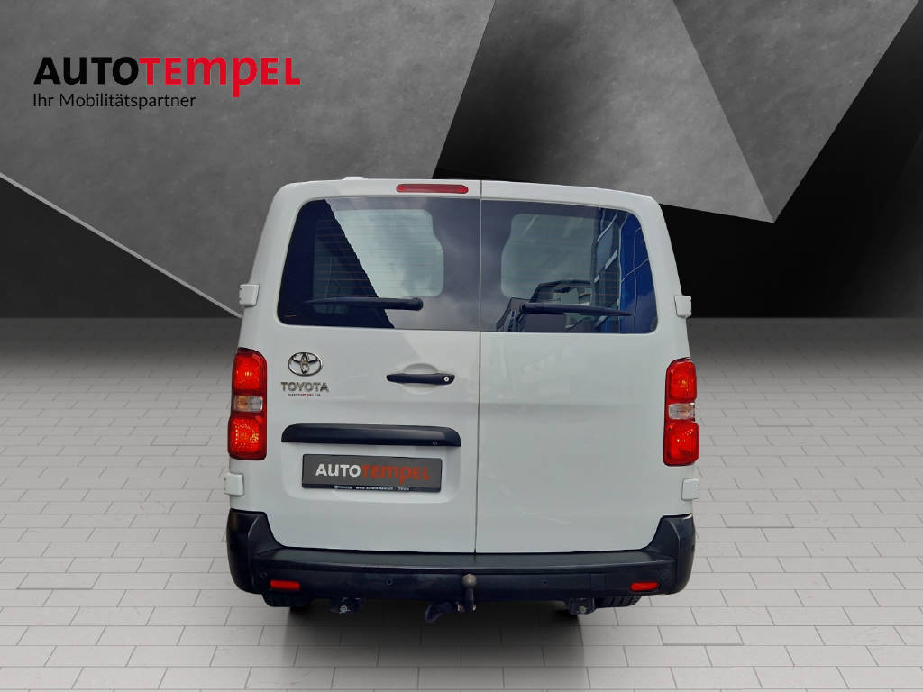 TOYOTA PROACE Van L2 2.0 D Luna-image-7