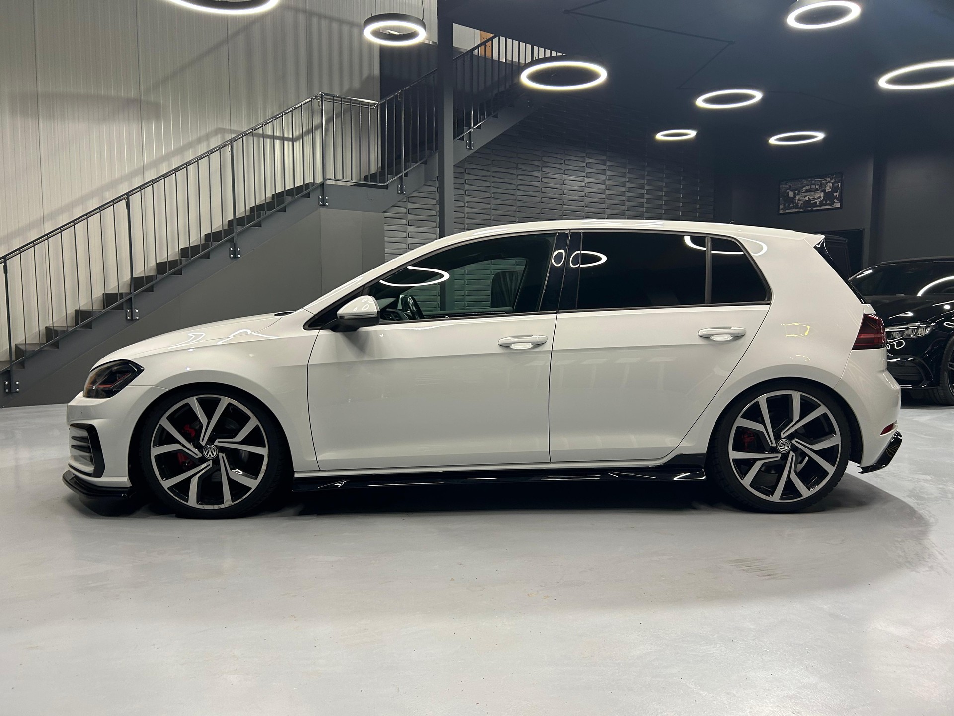 VW Golf 2.0 TSI GTI Performance DSG-showroom-element-3