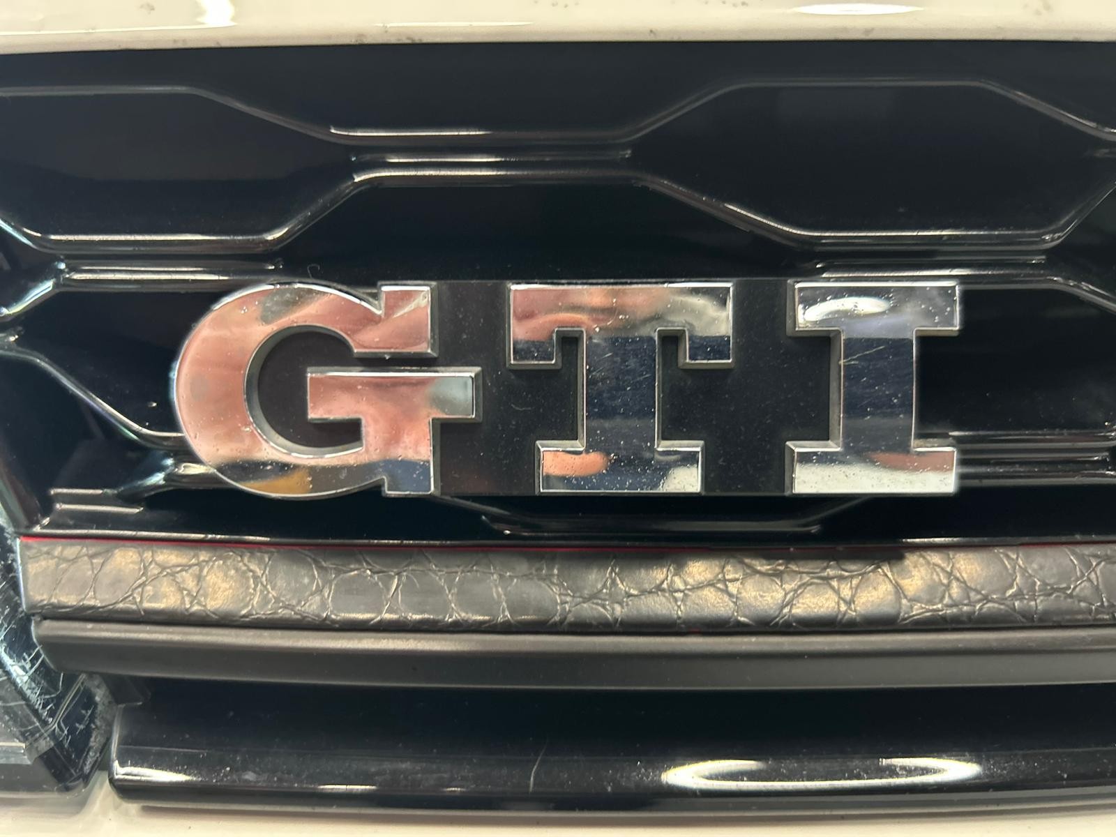 VW Golf 2.0 TSI GTI Performance DSG-image-23