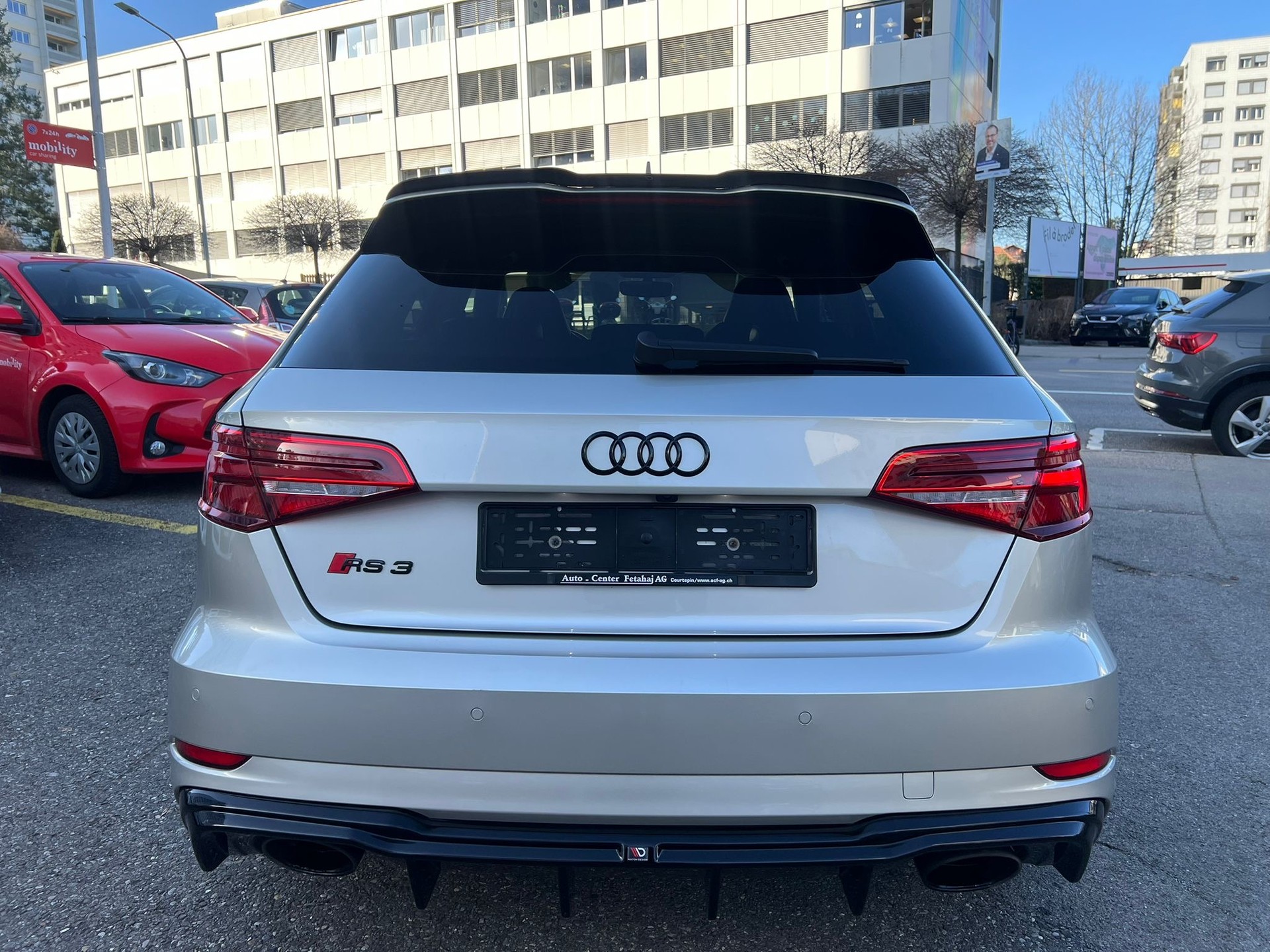 AUDI RS3 Sportback 2.5 TSI quattro S-tronic-image-10