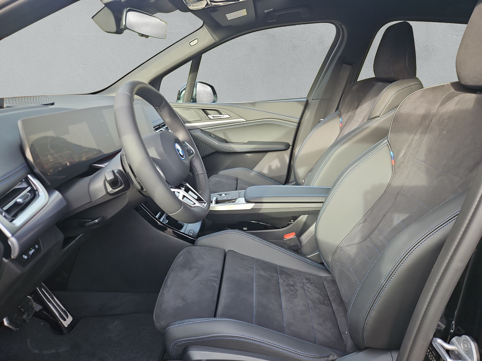 BMW 225e xDrive Active Tourer M Sport-image-10