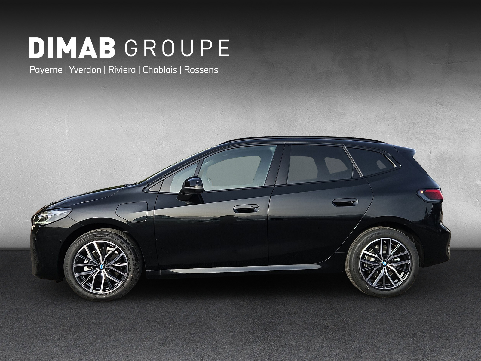 BMW 225e xDrive Active Tourer M Sport-showroom-element-1